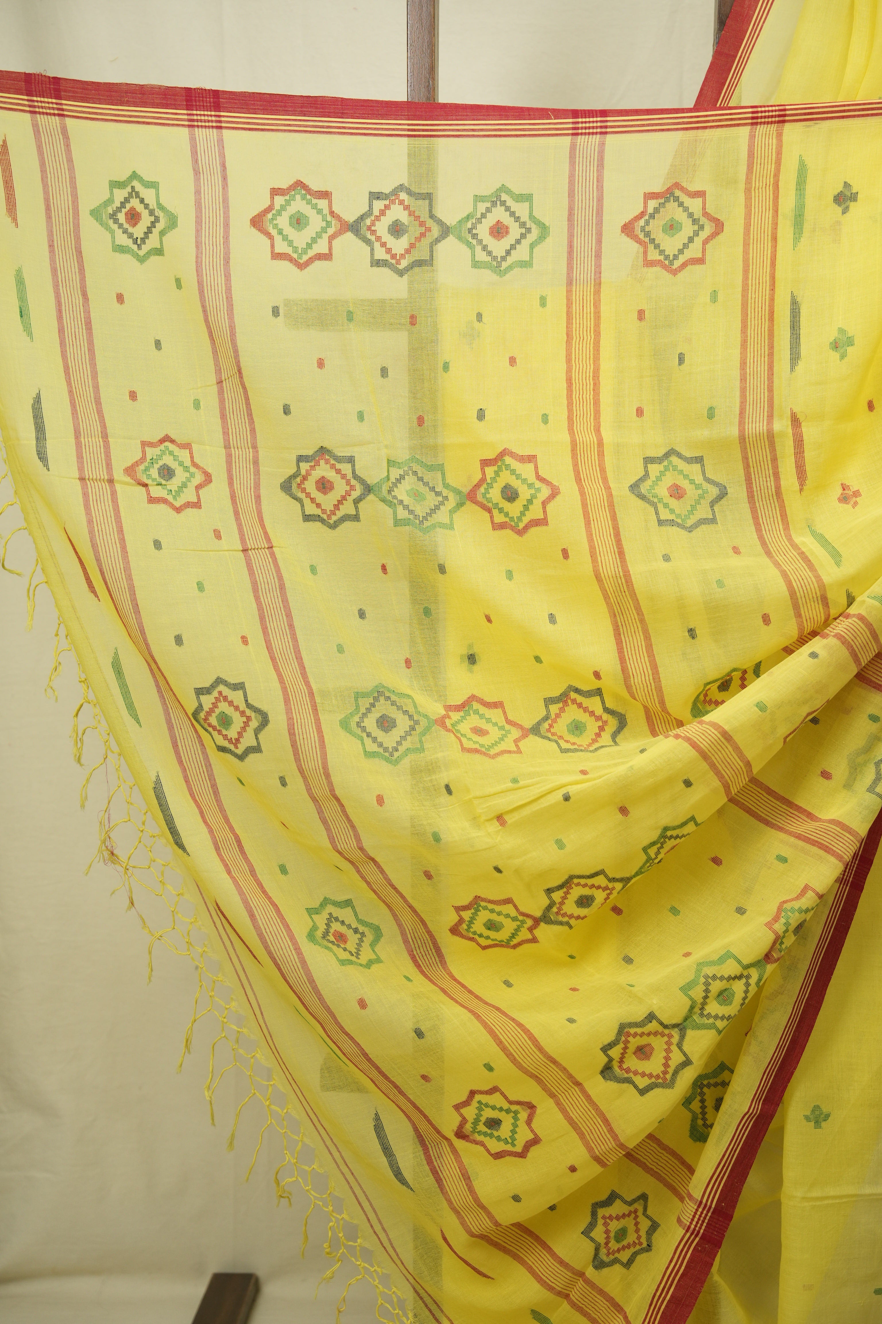 Lemon Yellow Bengal Mul Cotton Saree - SRLYBMCS073