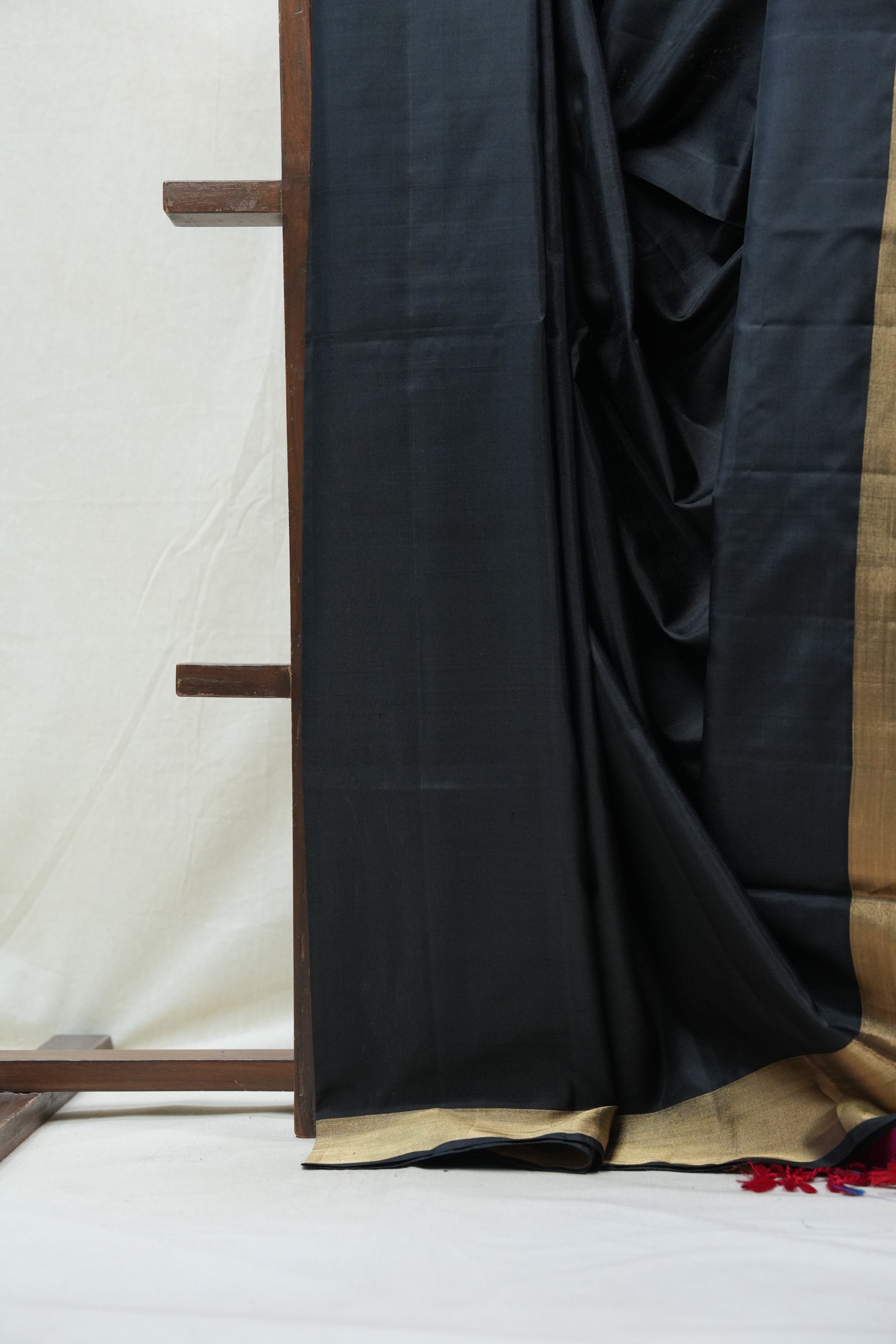 Black  Soft Silk Saree - SRBSSR227