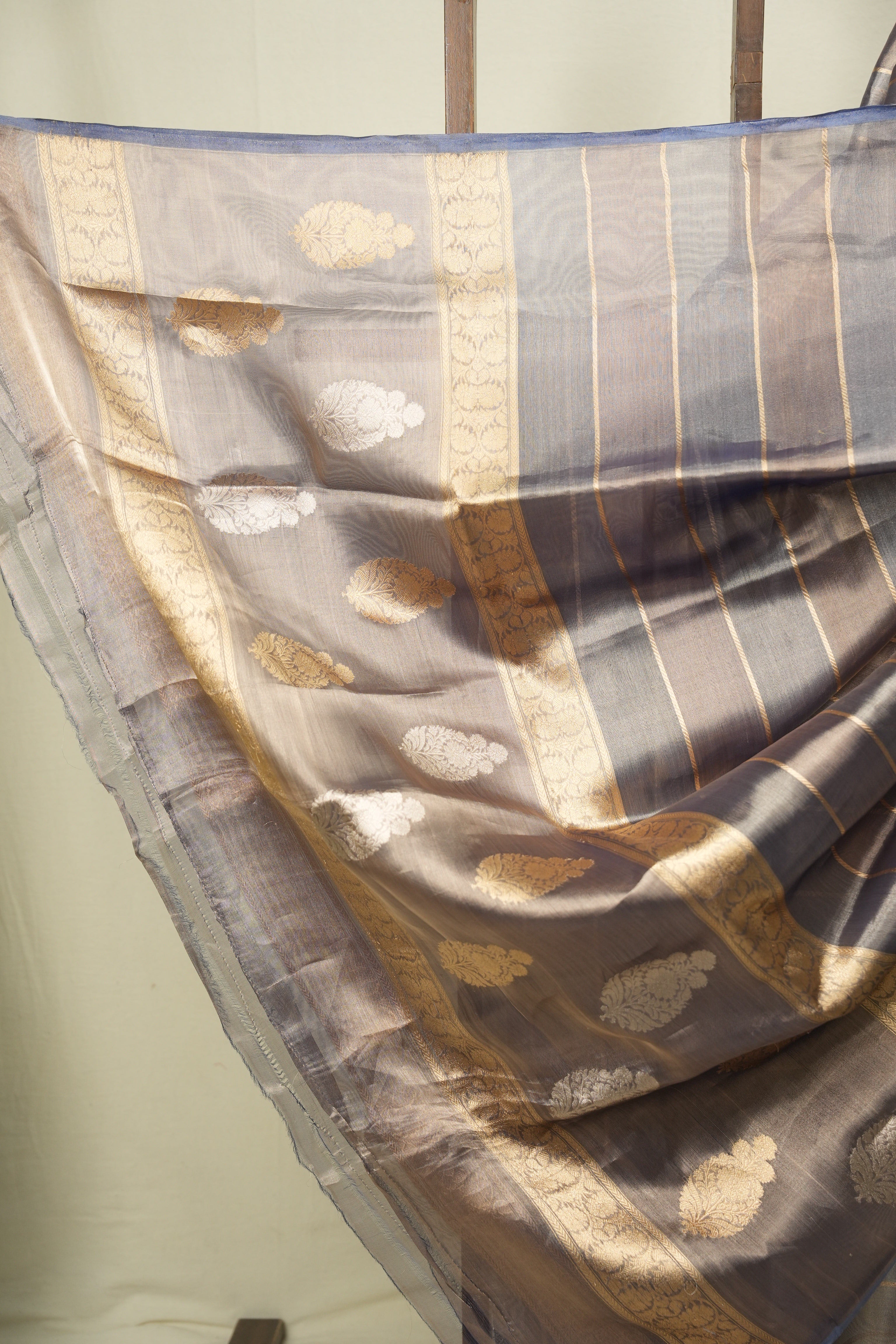 Dual Tone Blue Tissue Banarasi Silk Saree - SRDTBTBSS103