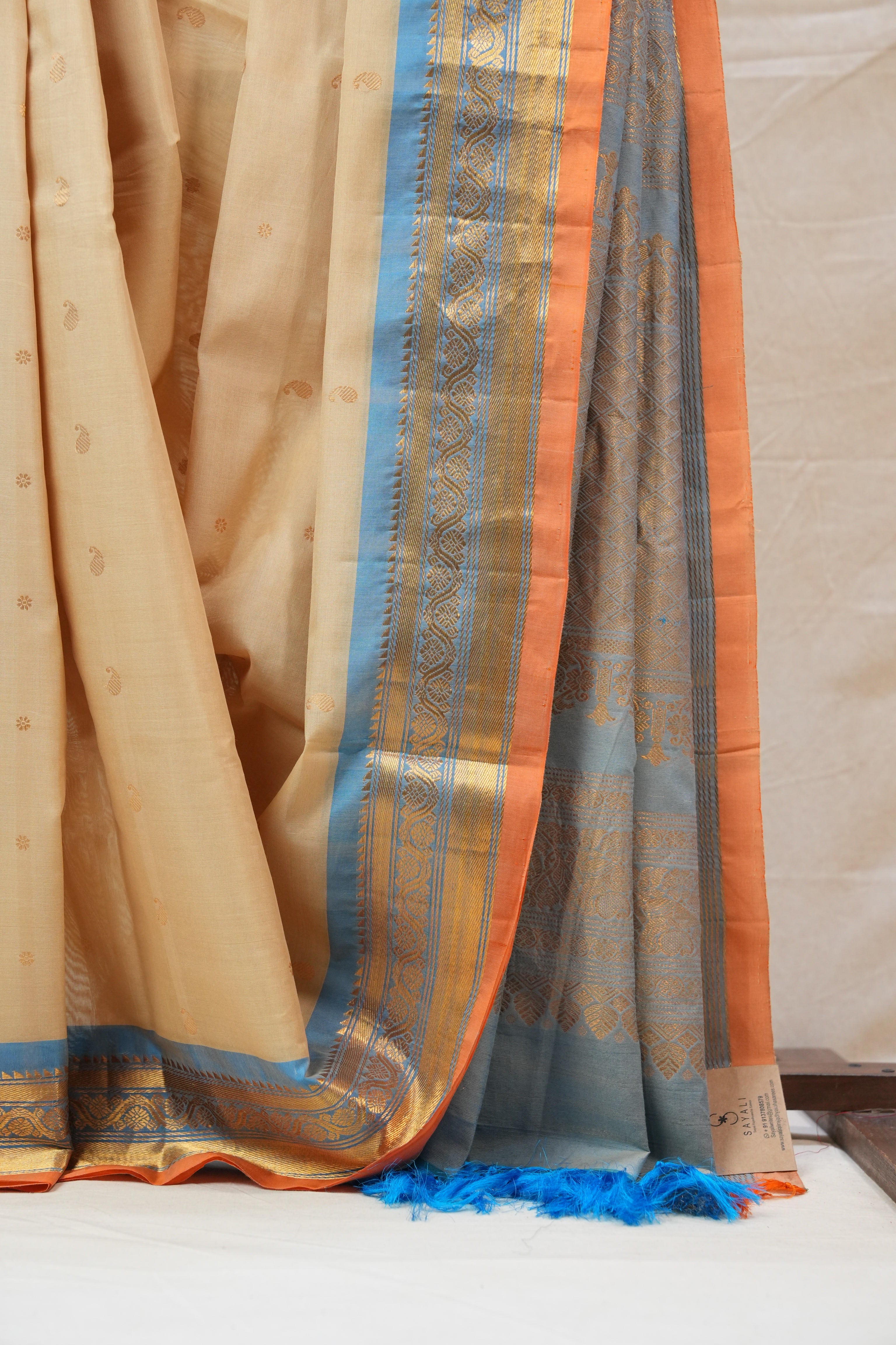 Beige Gadwal Cotton Silk Saree - SRBGCSS75