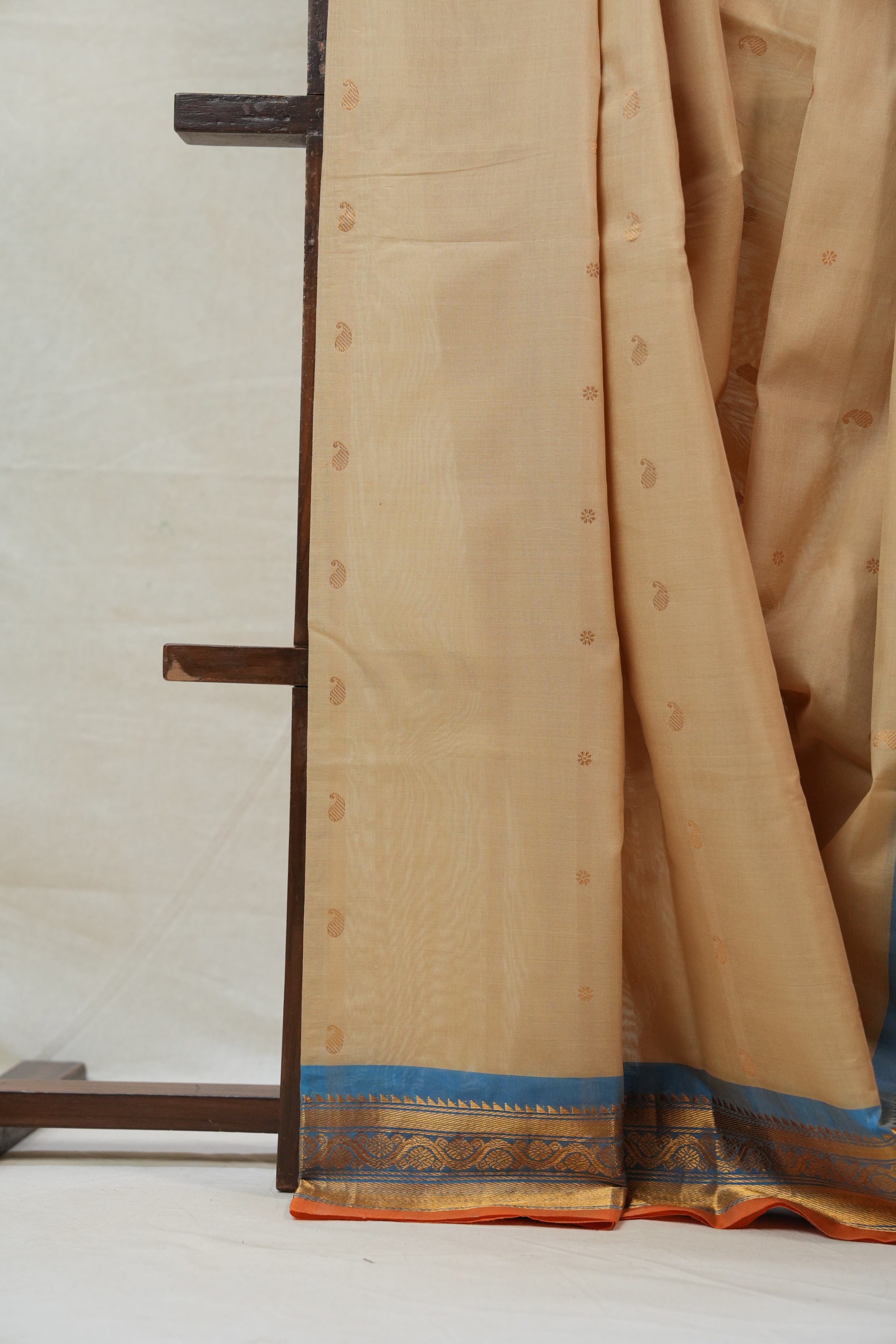 Beige Gadwal Cotton Silk Saree - SRBGCSS75