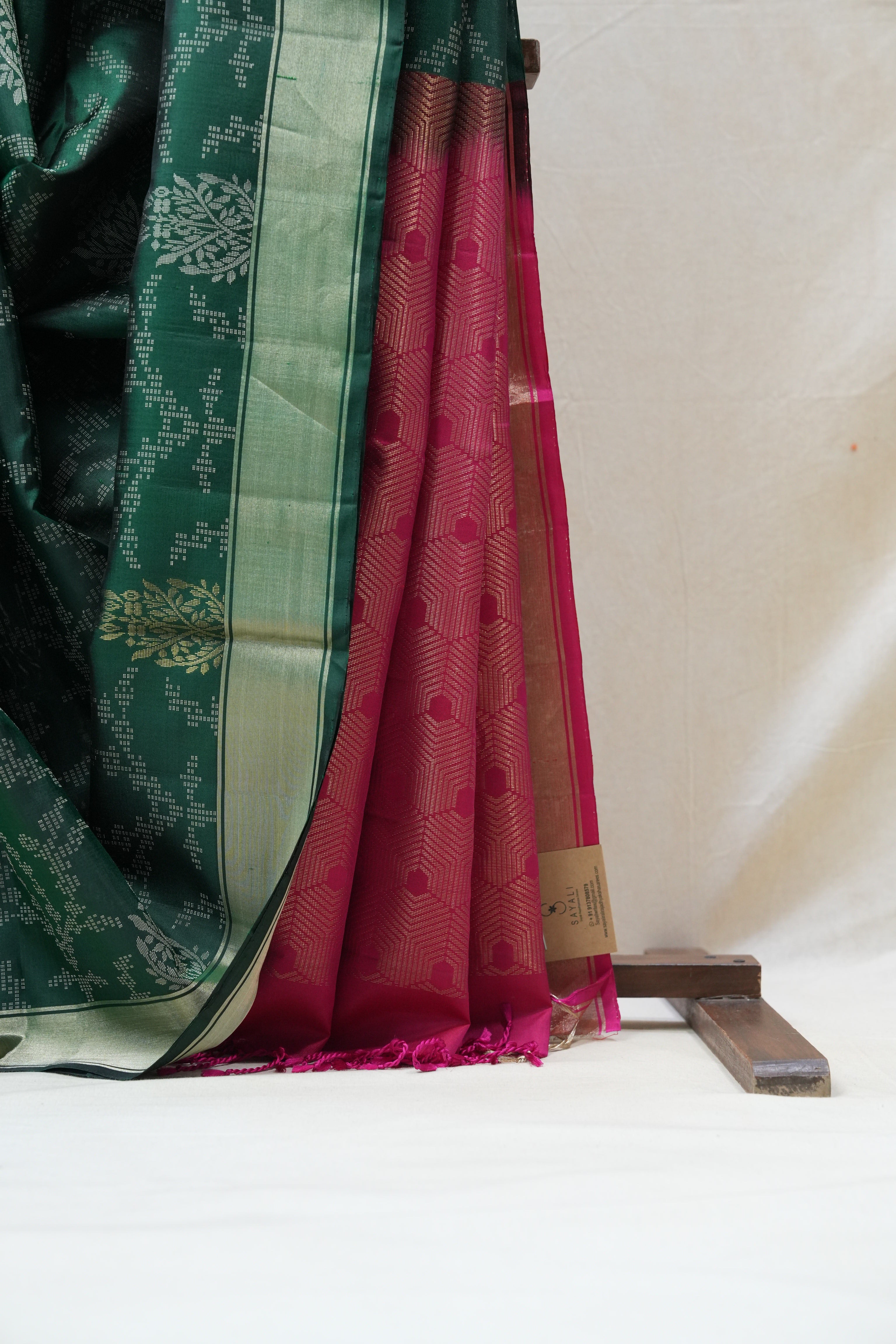Green Soft Silk Saree - SRGSSS265