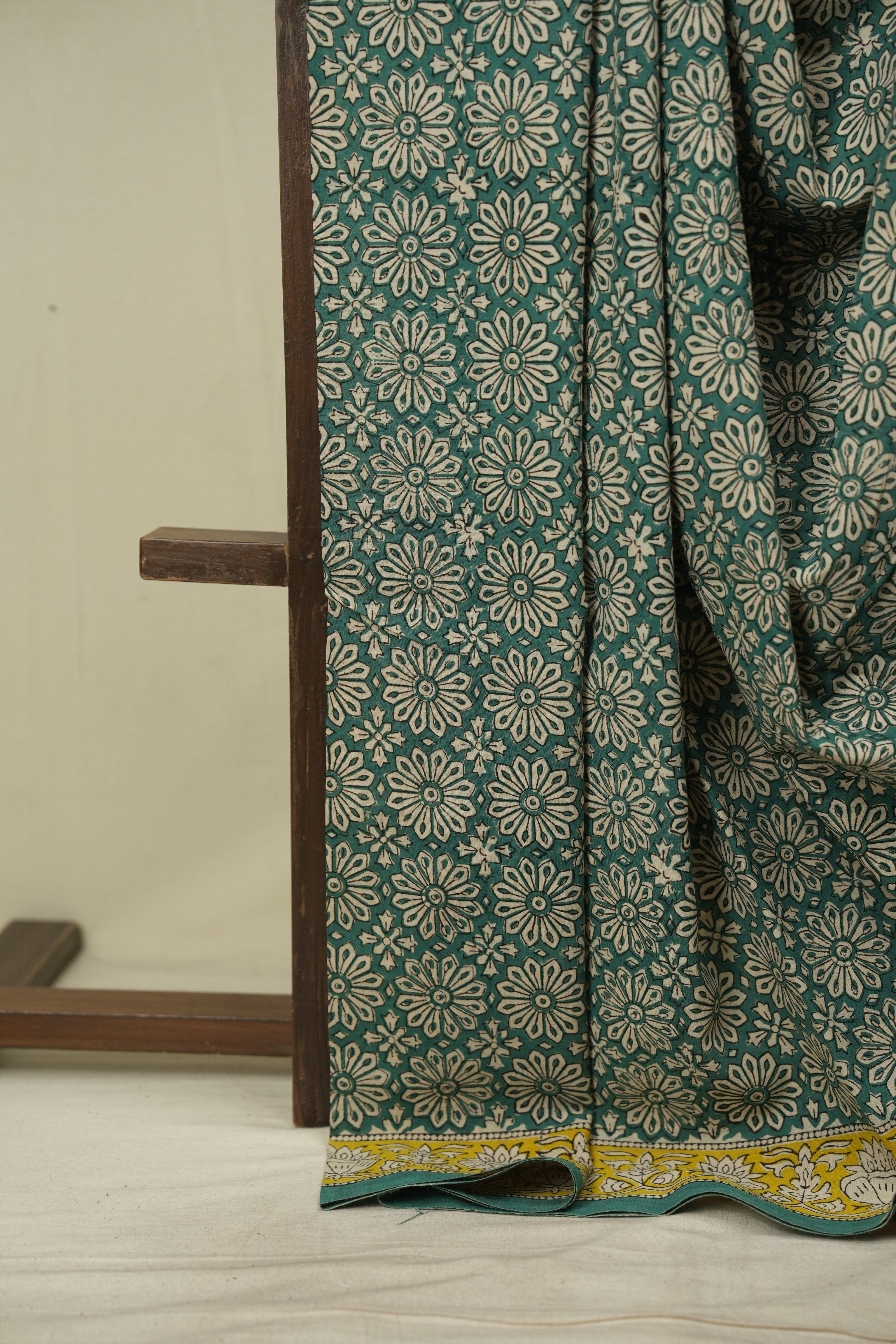 Green HBP Cotton Saree - SRGCS3618