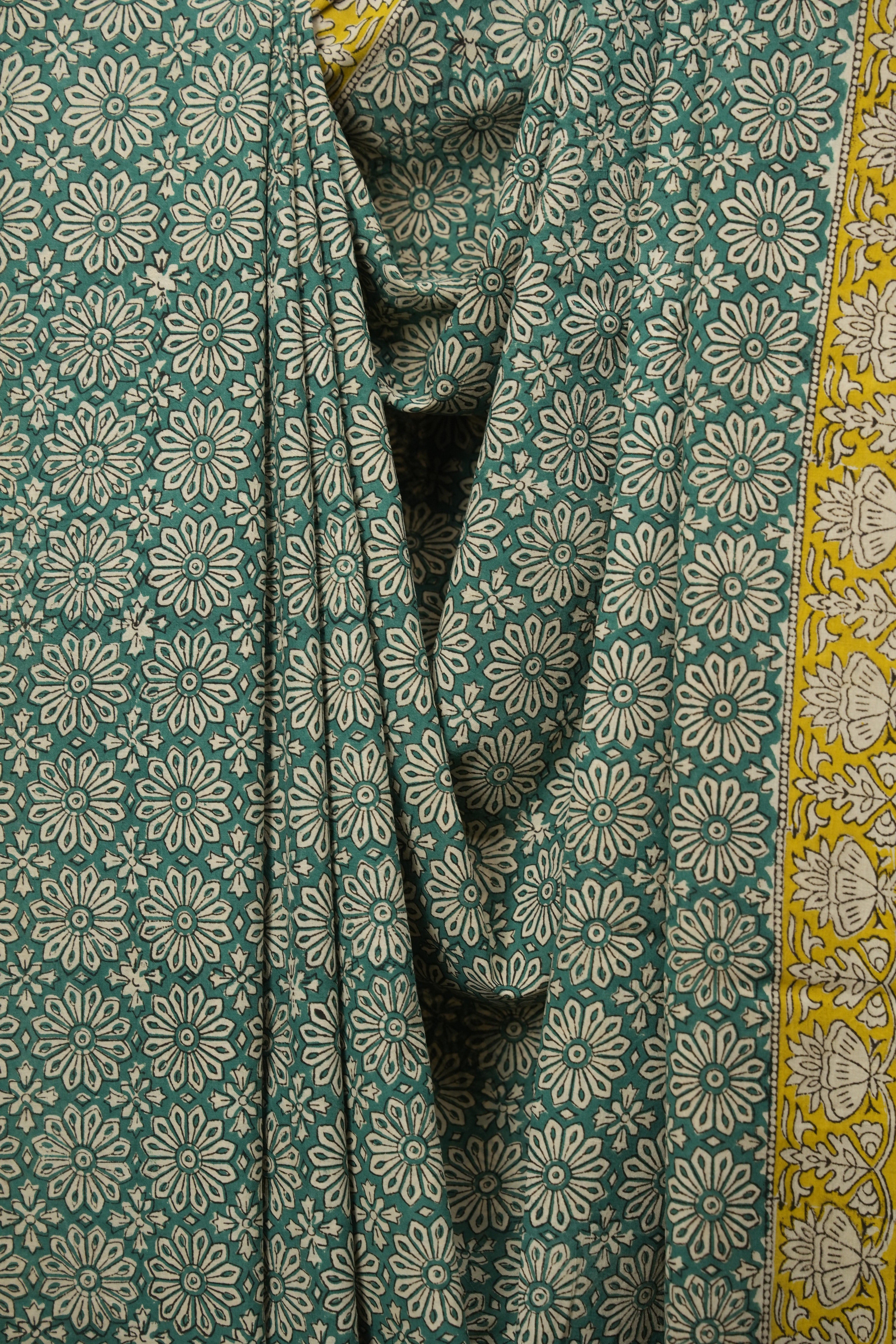 Green HBP Cotton Saree - SRGCS3618
