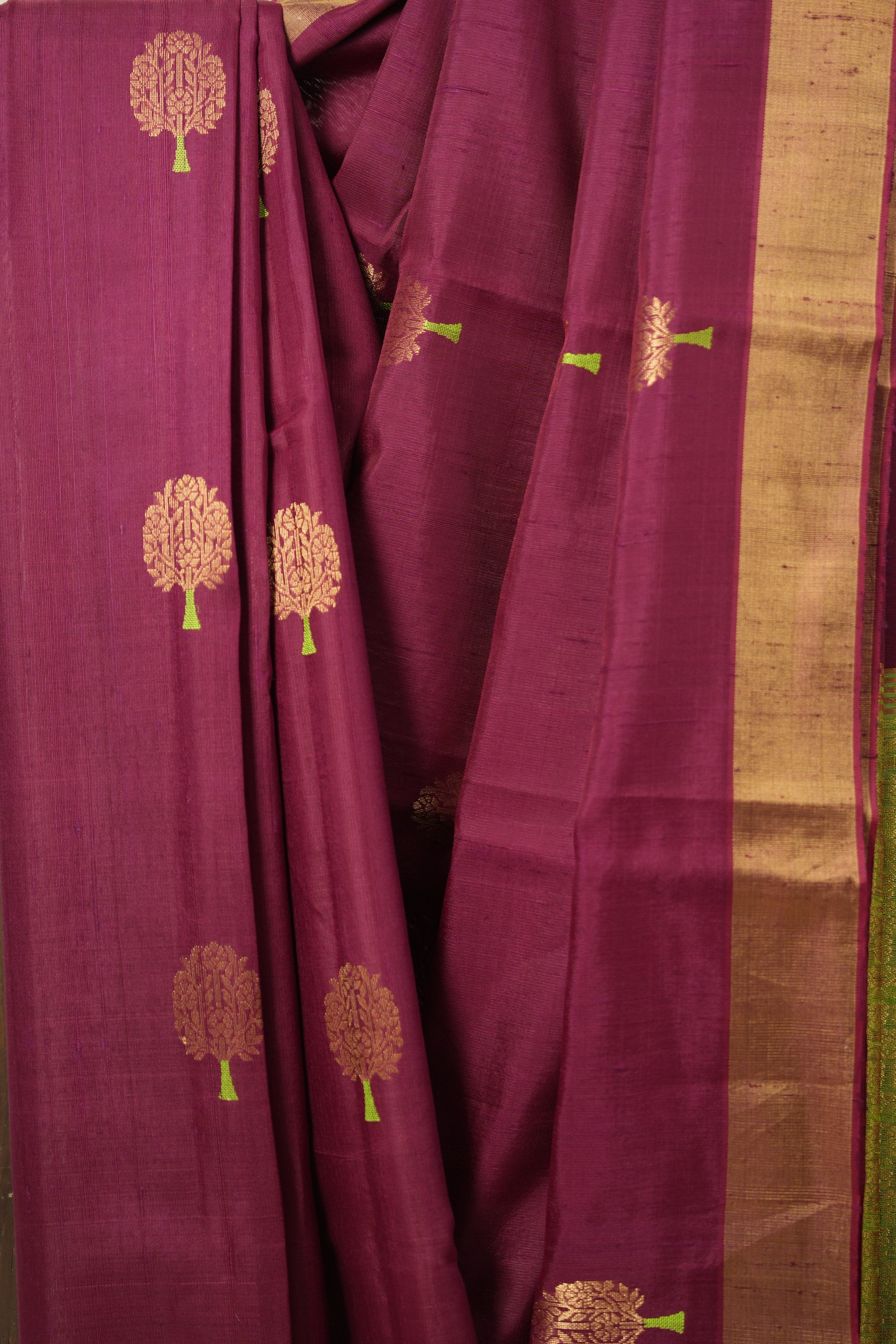 Magenta Raw Silk Saree - SRMRSS923