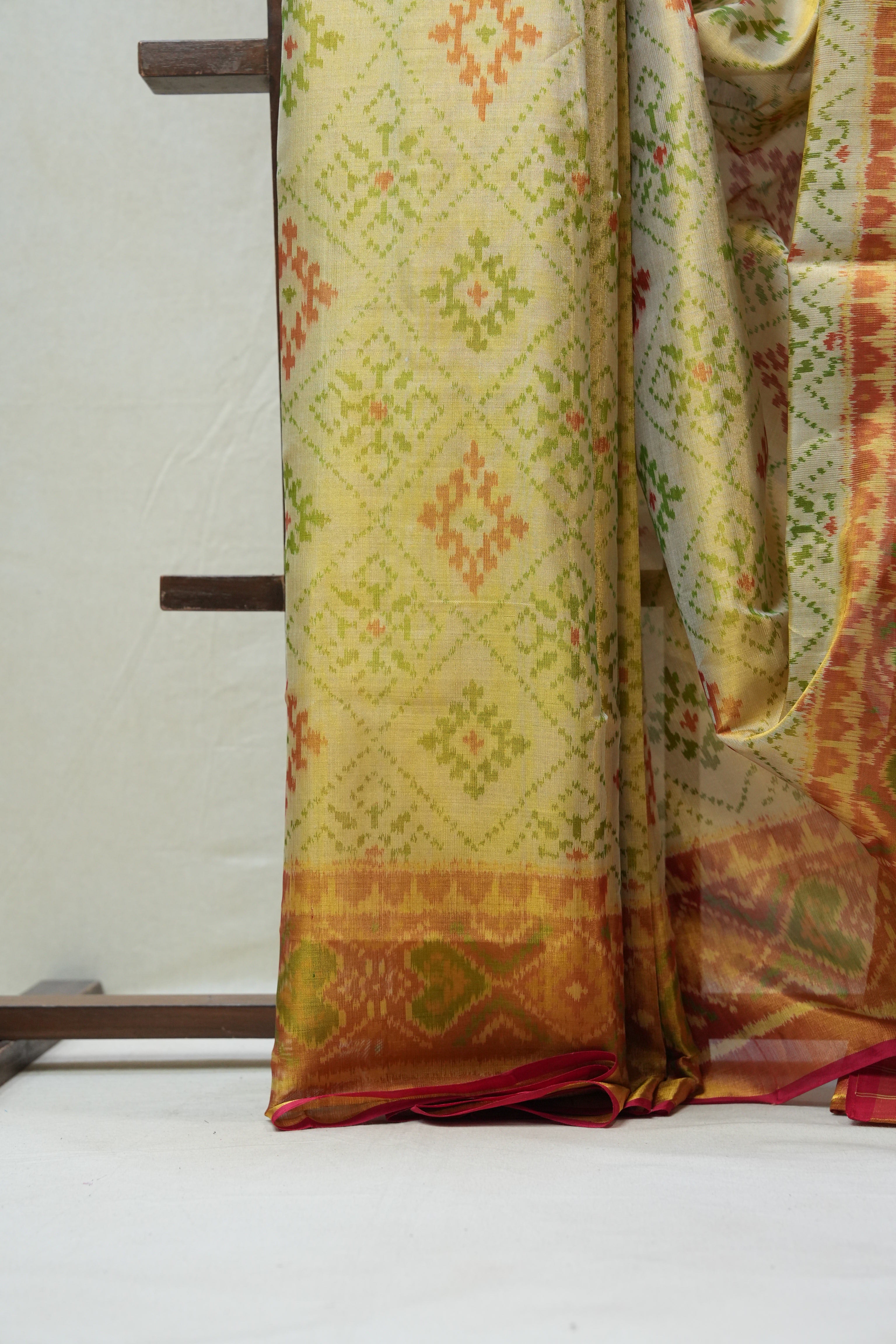 Cream Rajkot Patola Silk Saree - SRCRPSS421