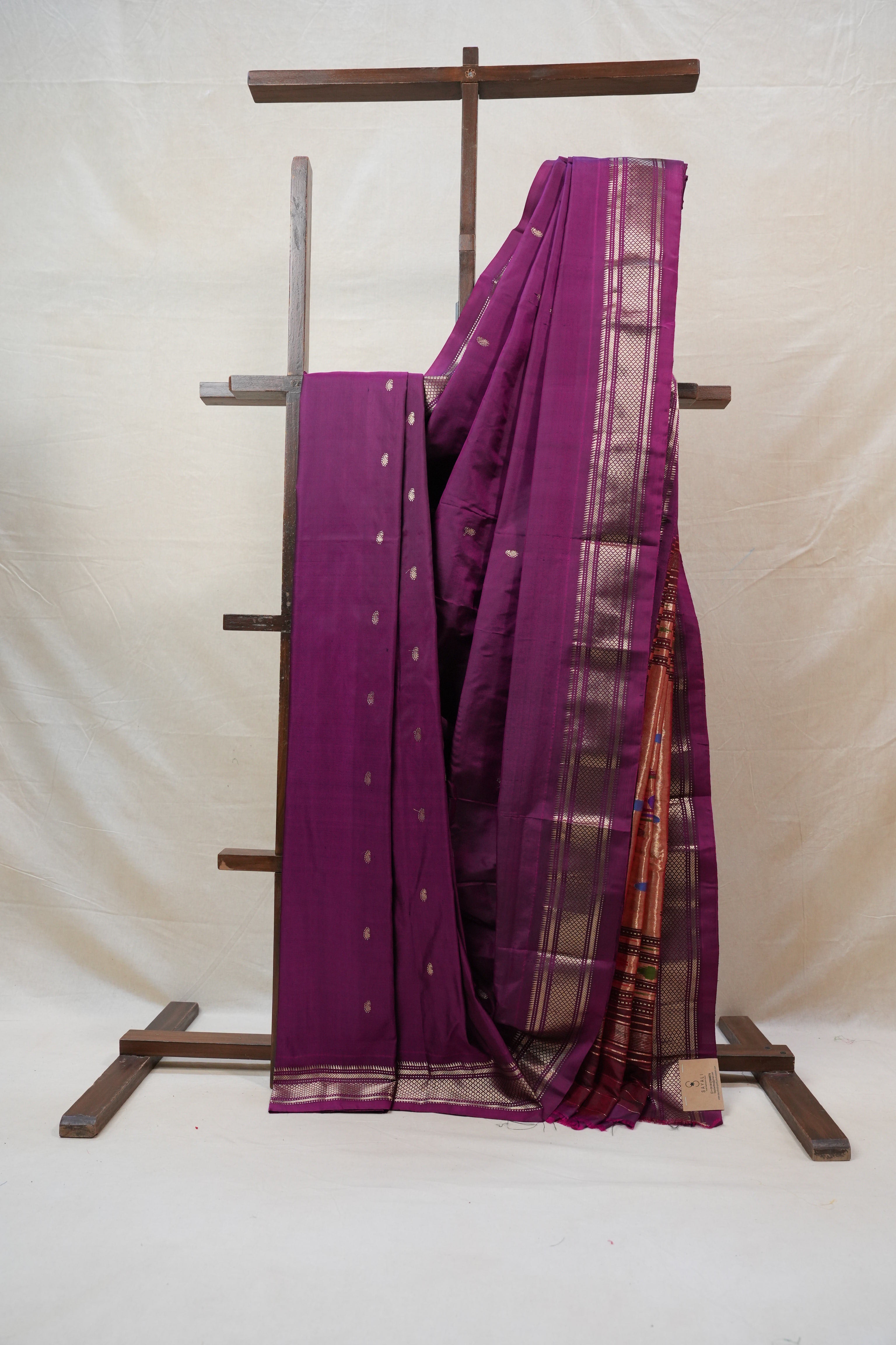 Magenta Silk Paithani Saree - SRMSPS575
