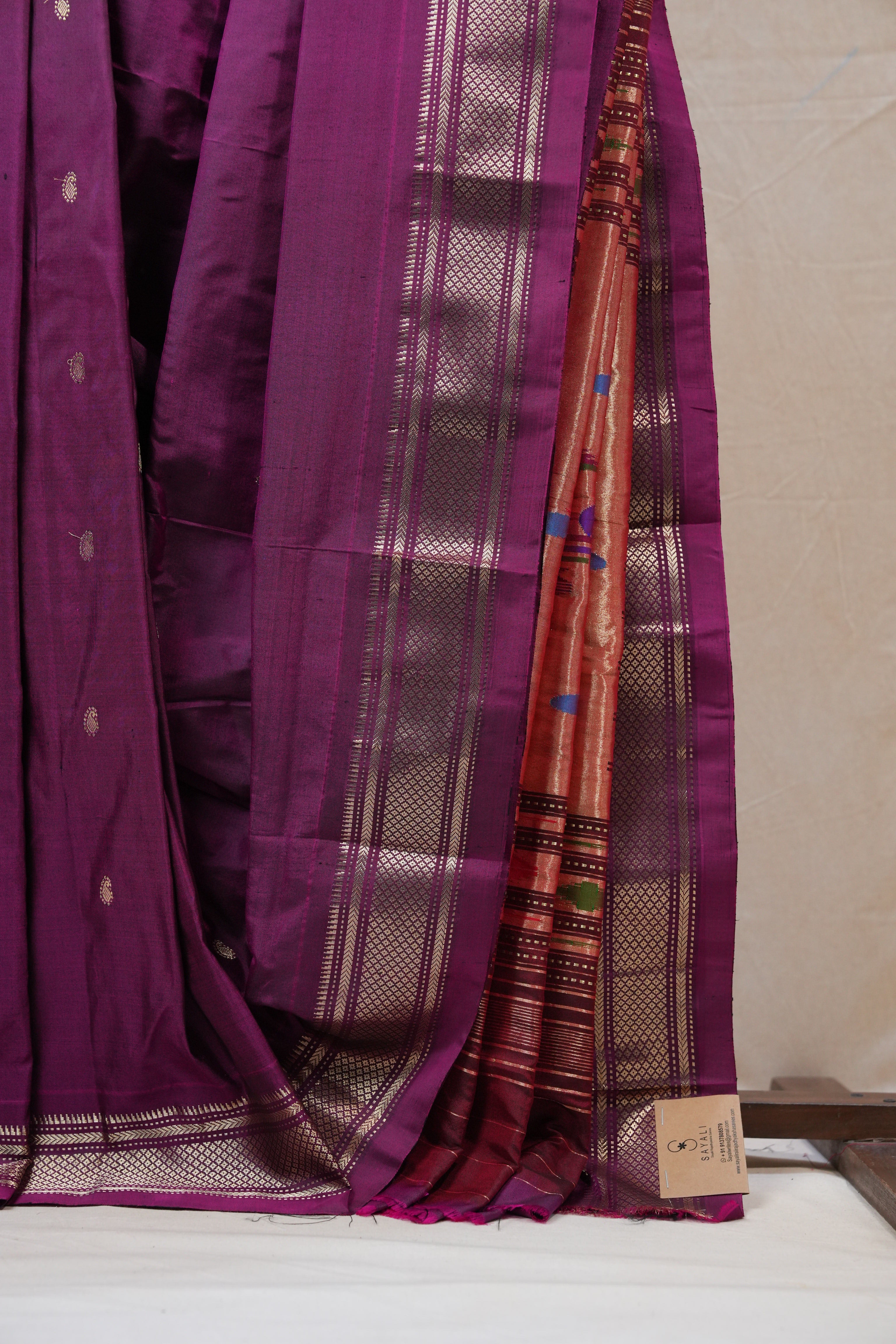 Magenta Silk Paithani Saree - SRMSPS575
