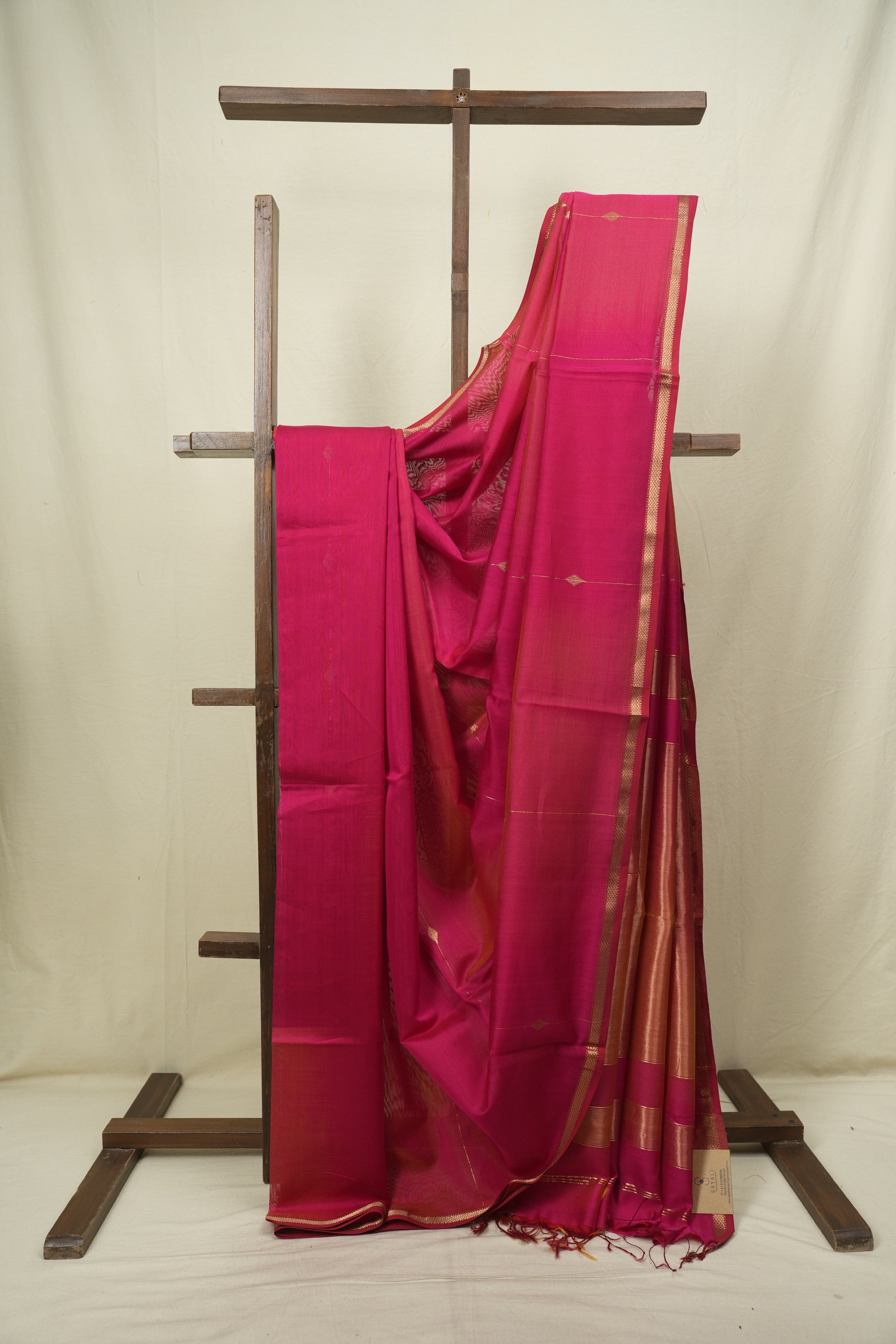 Peach- Pink Maheshwari Saree - SRPPMS1301