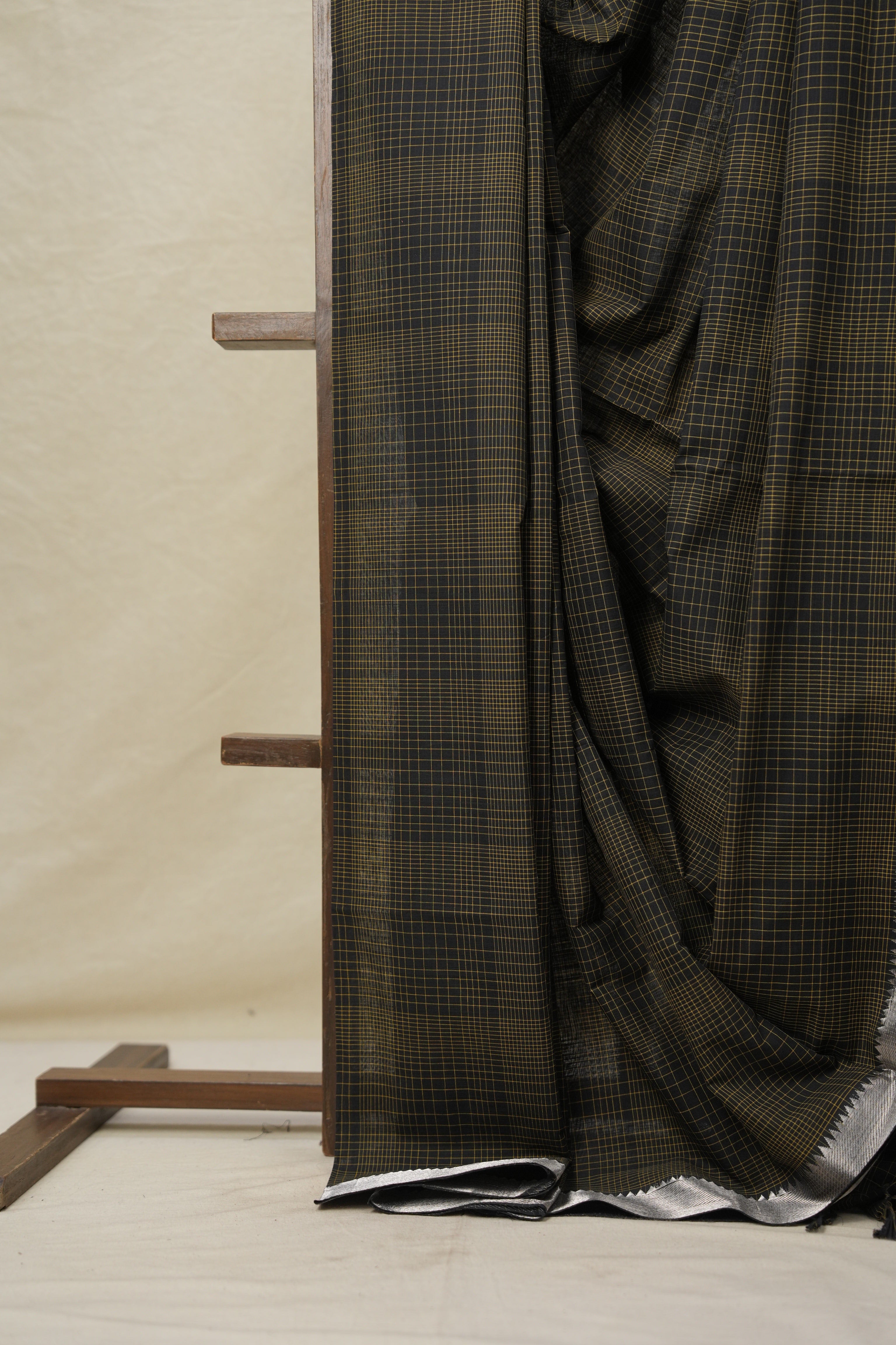 Black Checkers Cotton Mangalgiri Saree - SRMCCMS29
