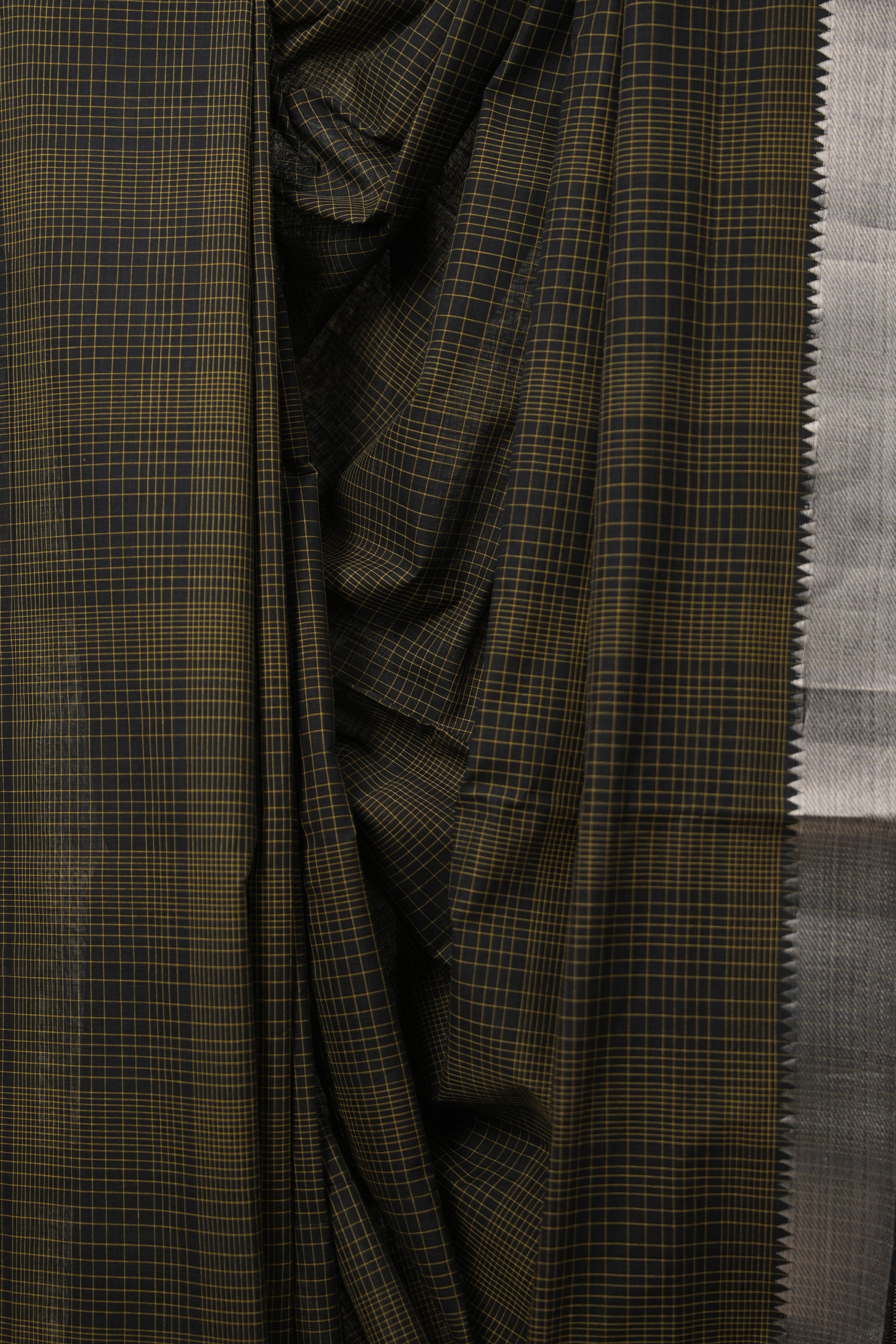 Black Checkers Cotton Mangalgiri Saree - SRMCCMS29