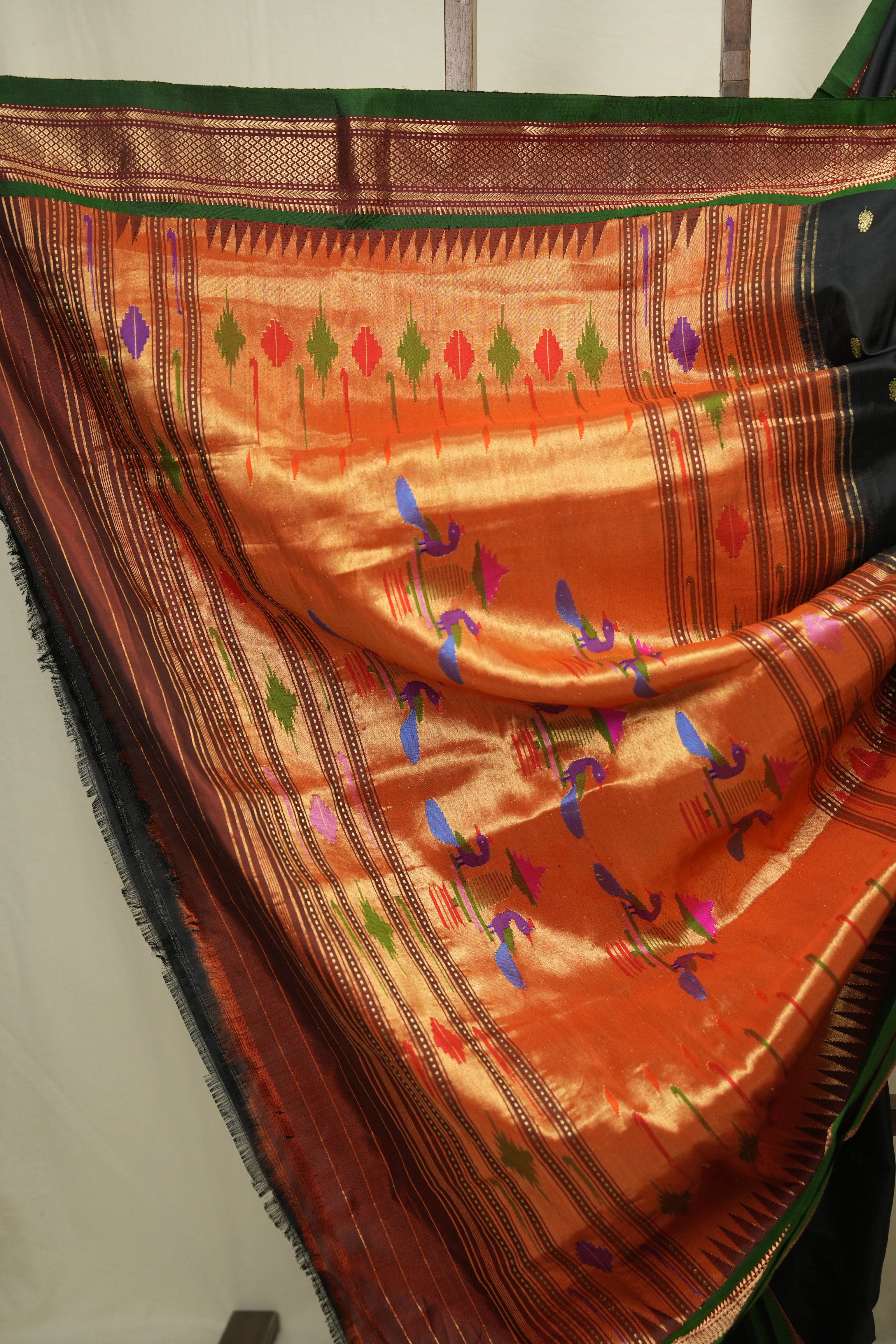 Black Silk Paithani Saree - SRBSPS804