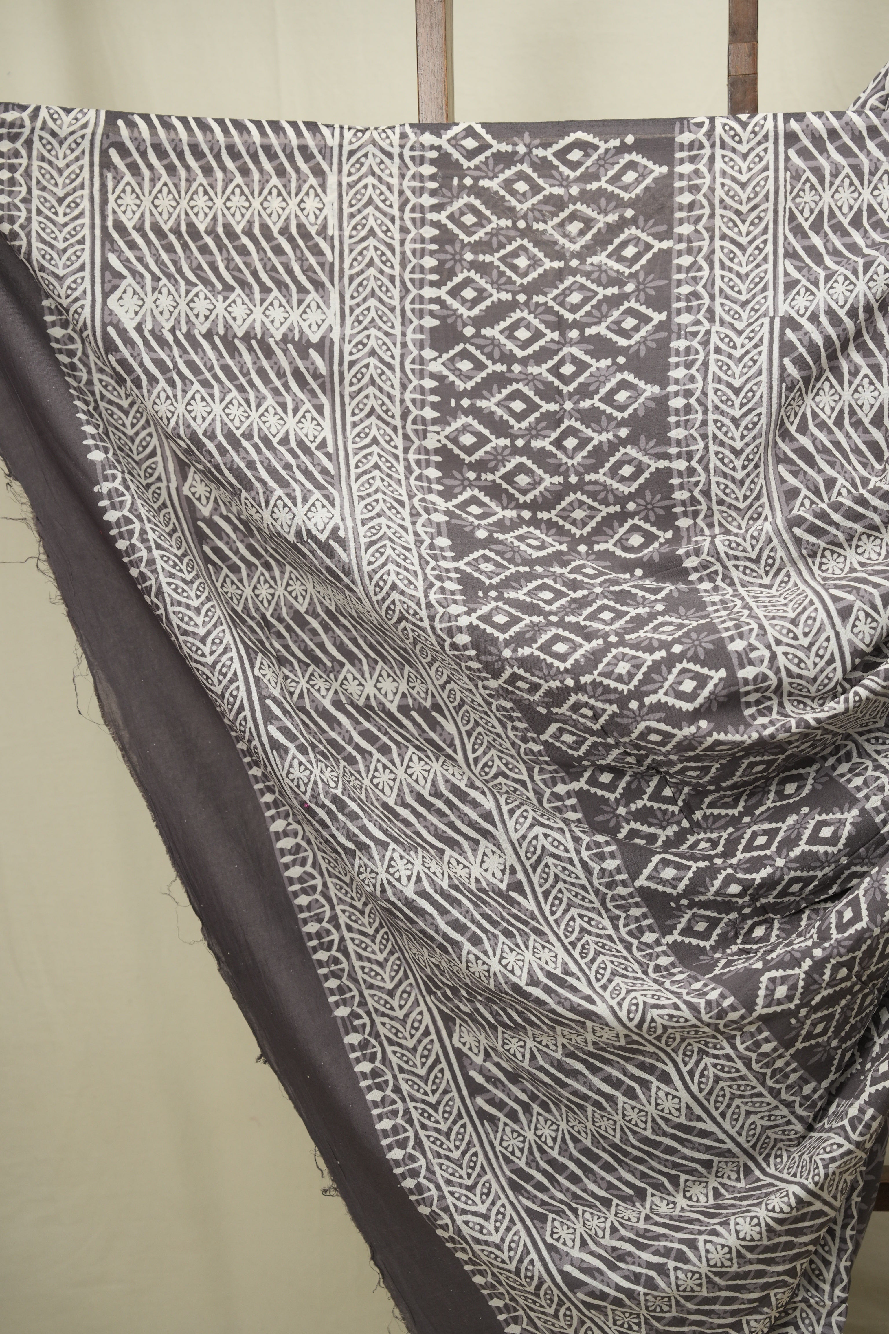 Grey HBP Cotton Saree - SRGCS3629