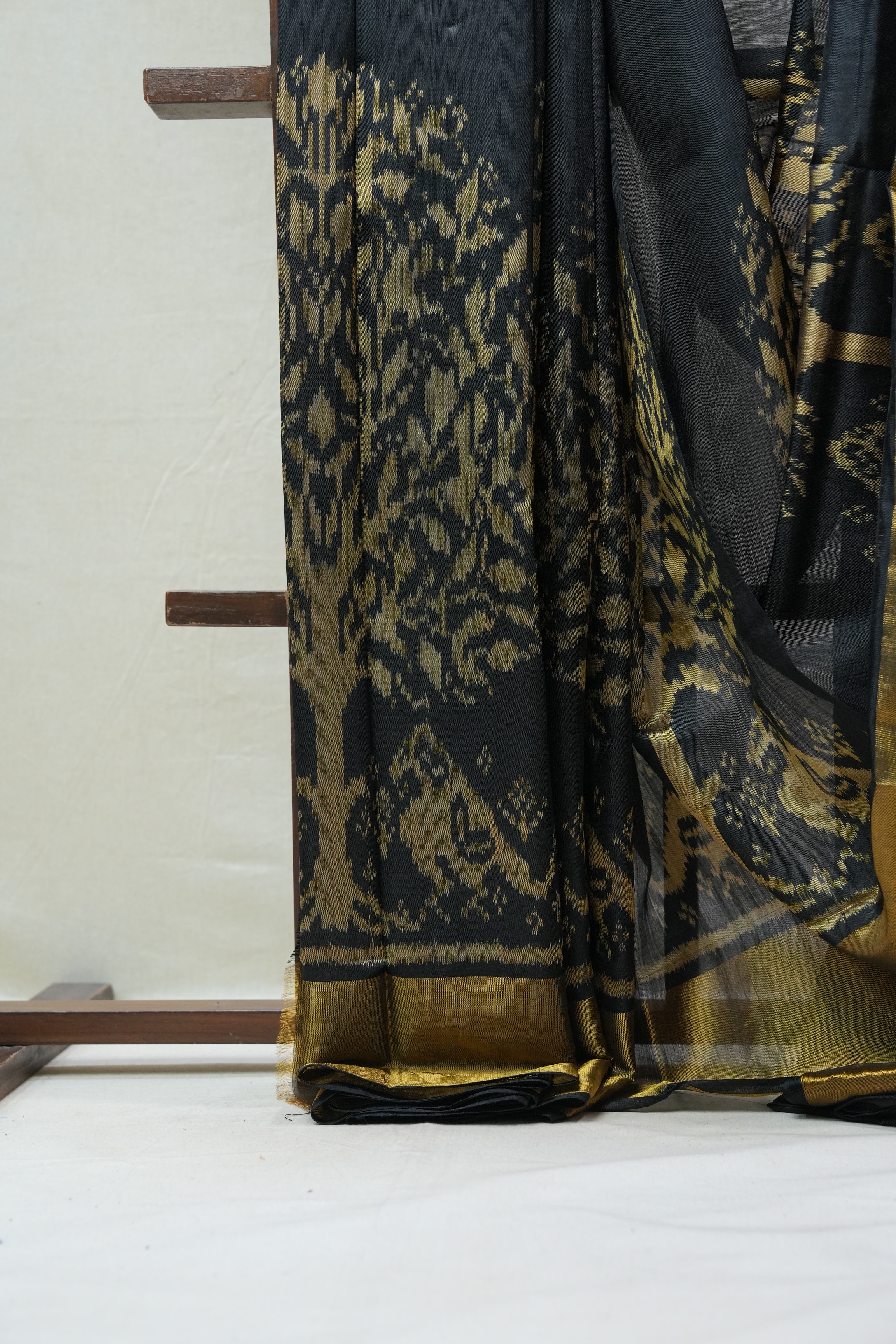 Black Rajkot Patola Silk Saree - SRBRPSS453