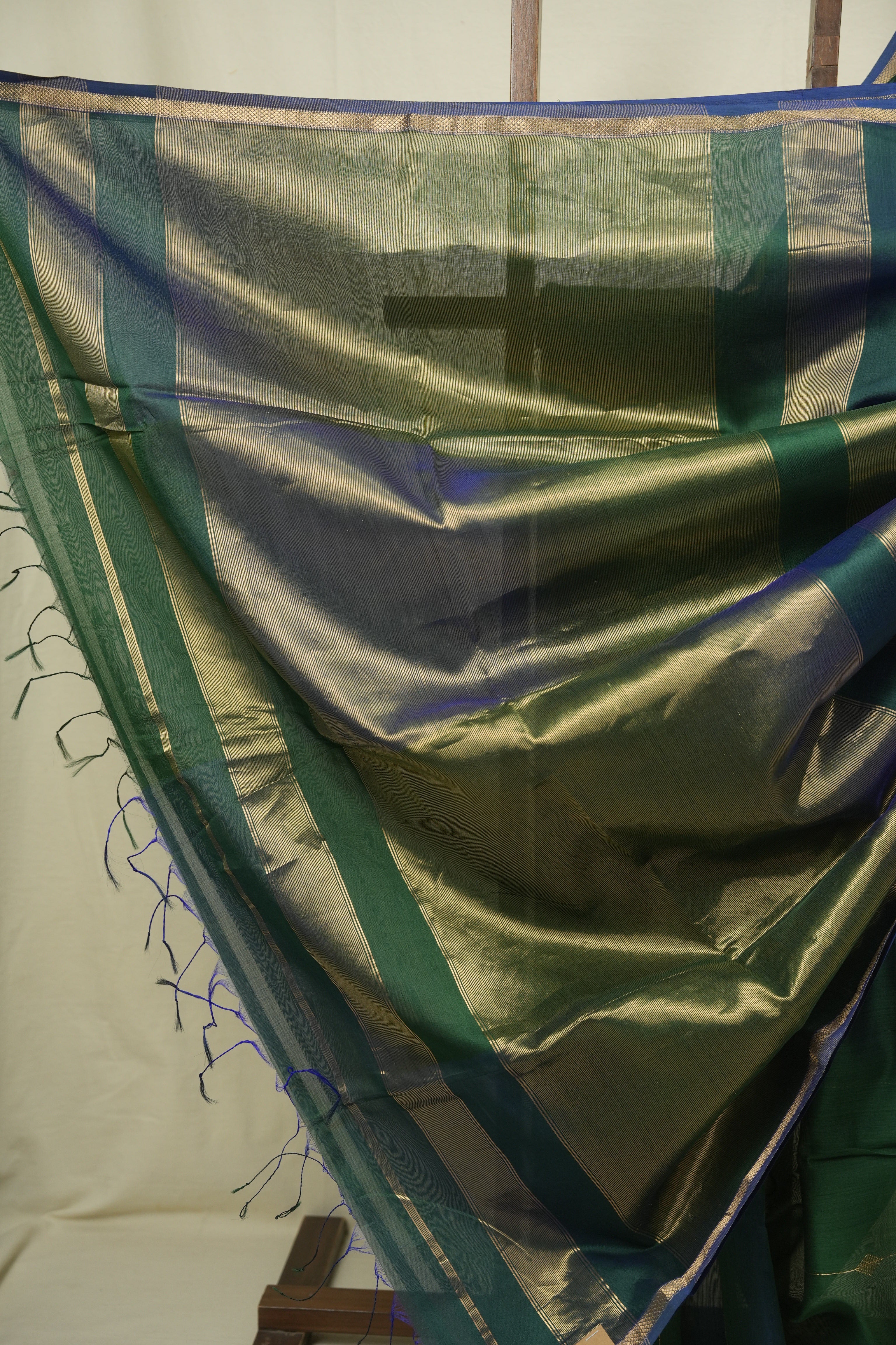 Dual Tone Green Maheshwari Saree - SRDTGMS1305