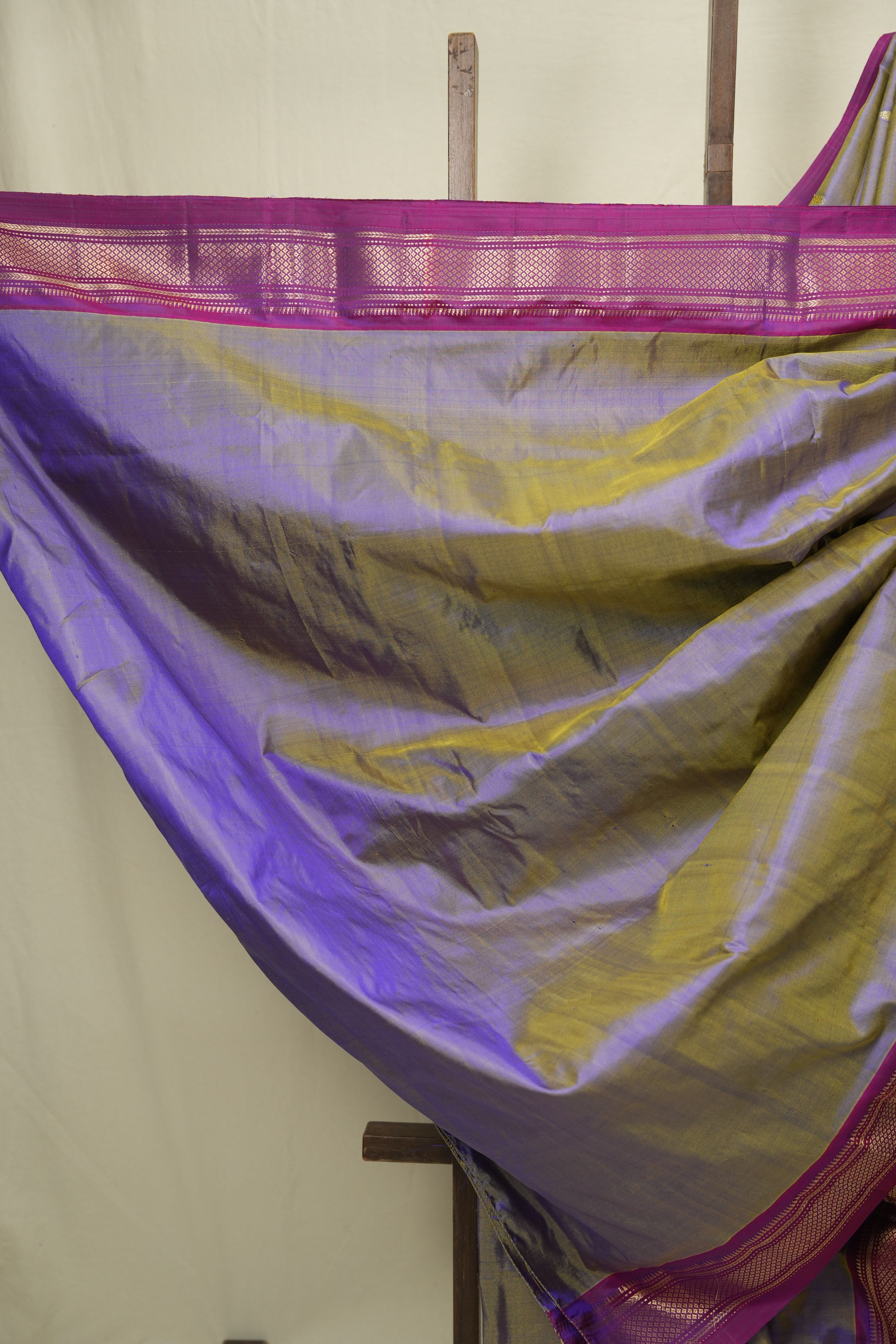 Two Tone Lavender Silk Paithani Saree - SRTTLSPS797