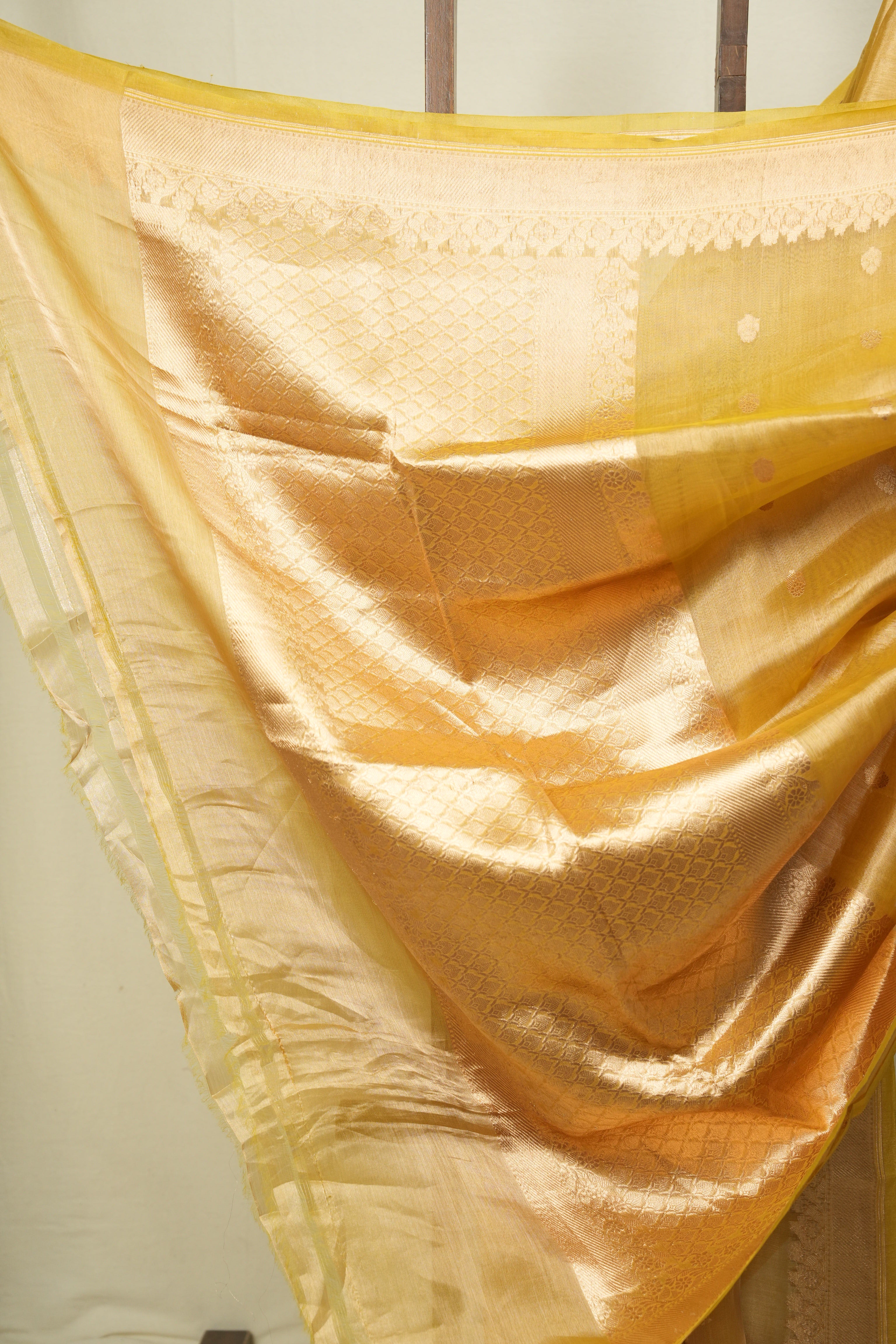 Yellow Tissue Banarasi Silk Saree - SRYBTSS117