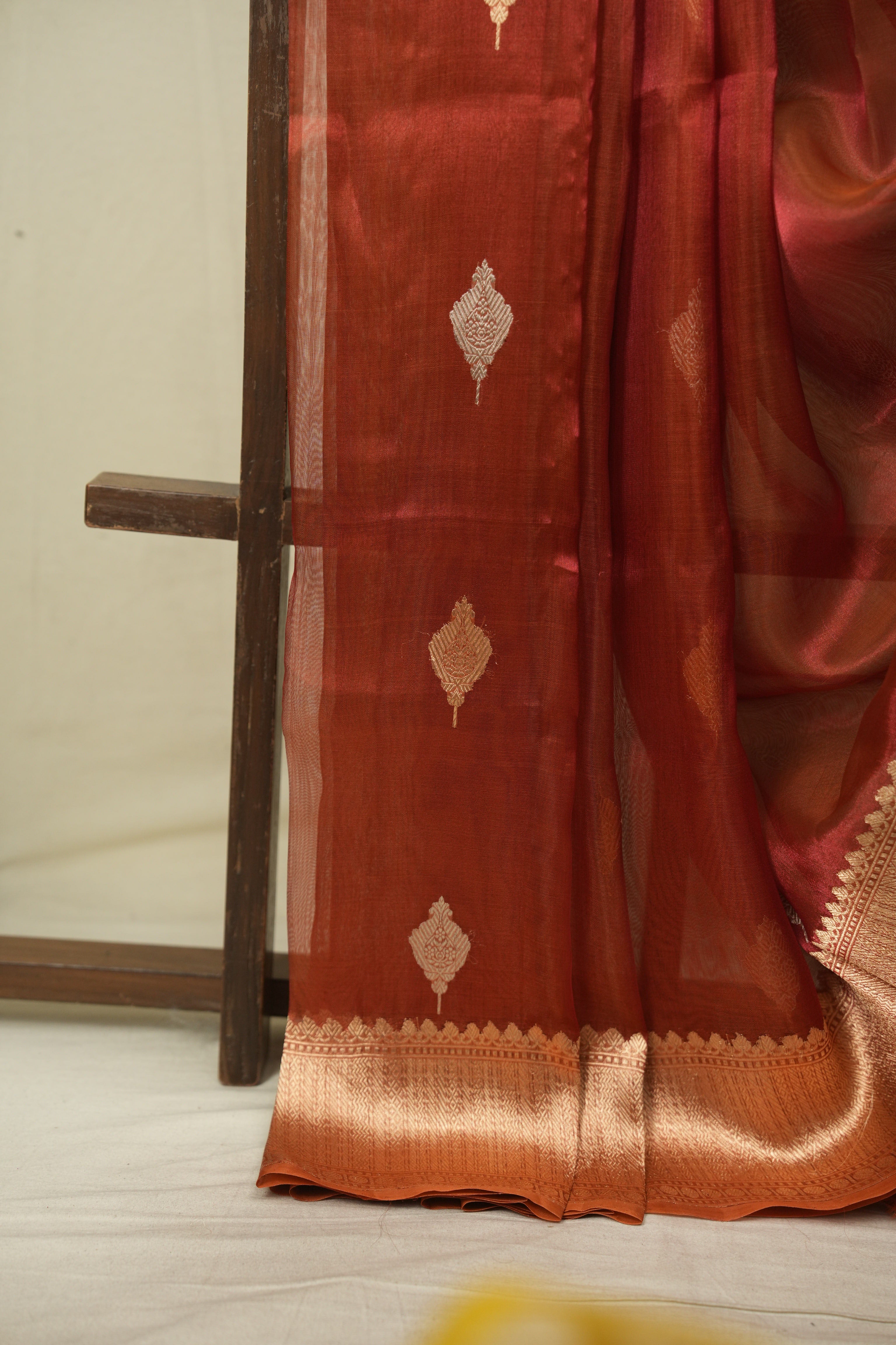 Brick Red Tissue Banarasi Silk Saree - SRBRTBSS108