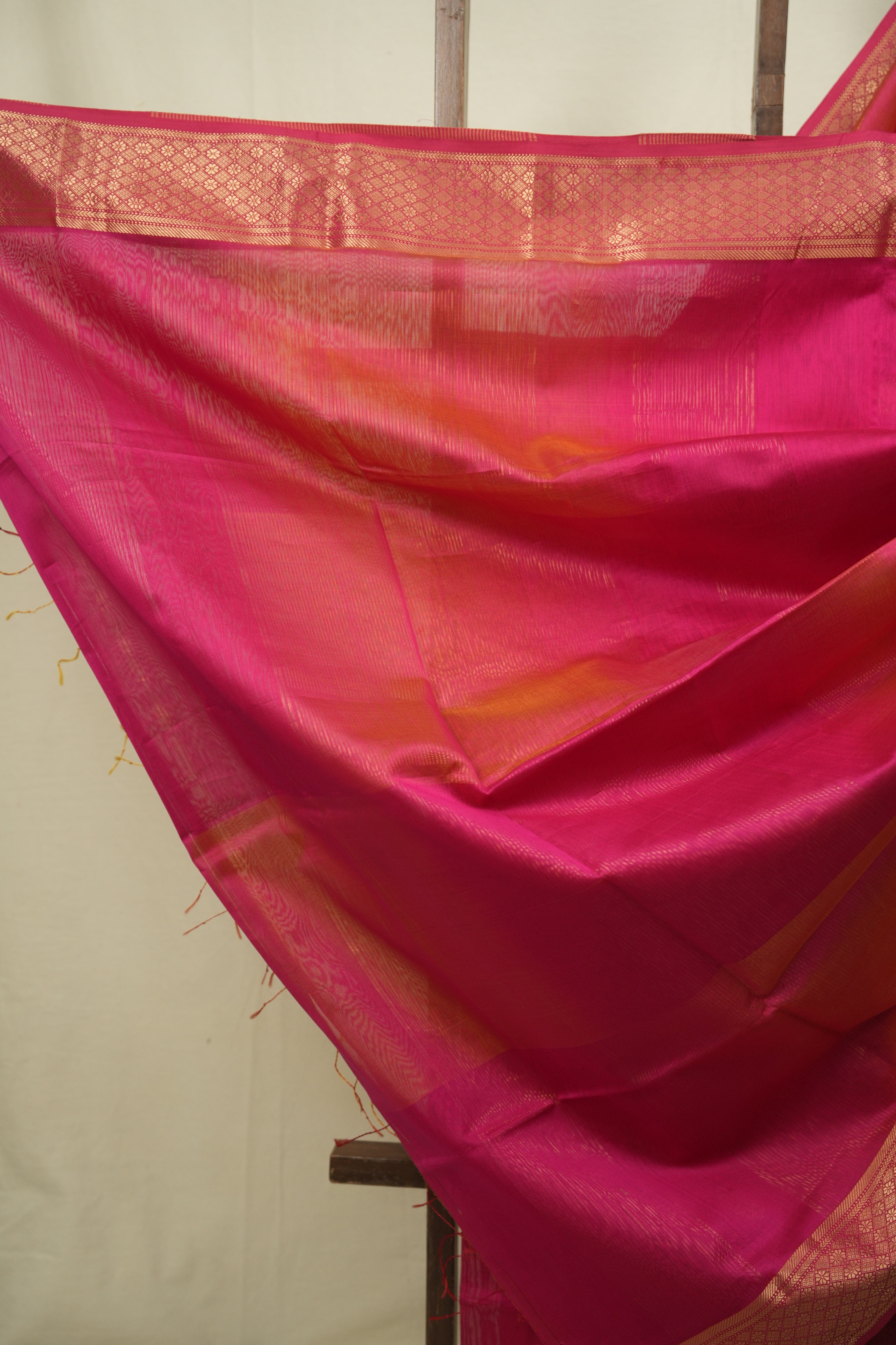 Two Tone Pink Maheshwari Saree - SRTTPMS1320