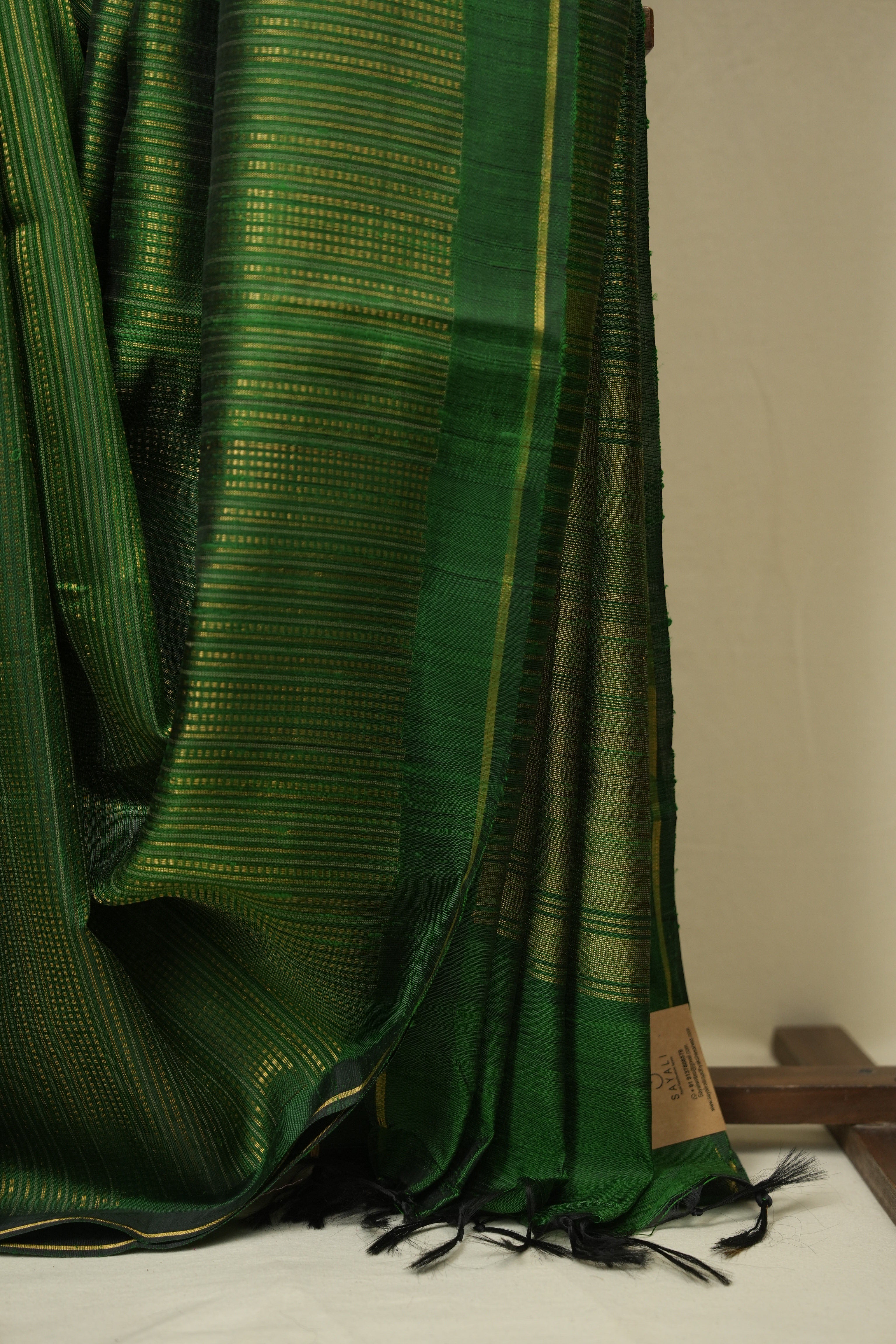 Green Raw Silk Saree - SRGRSS1036