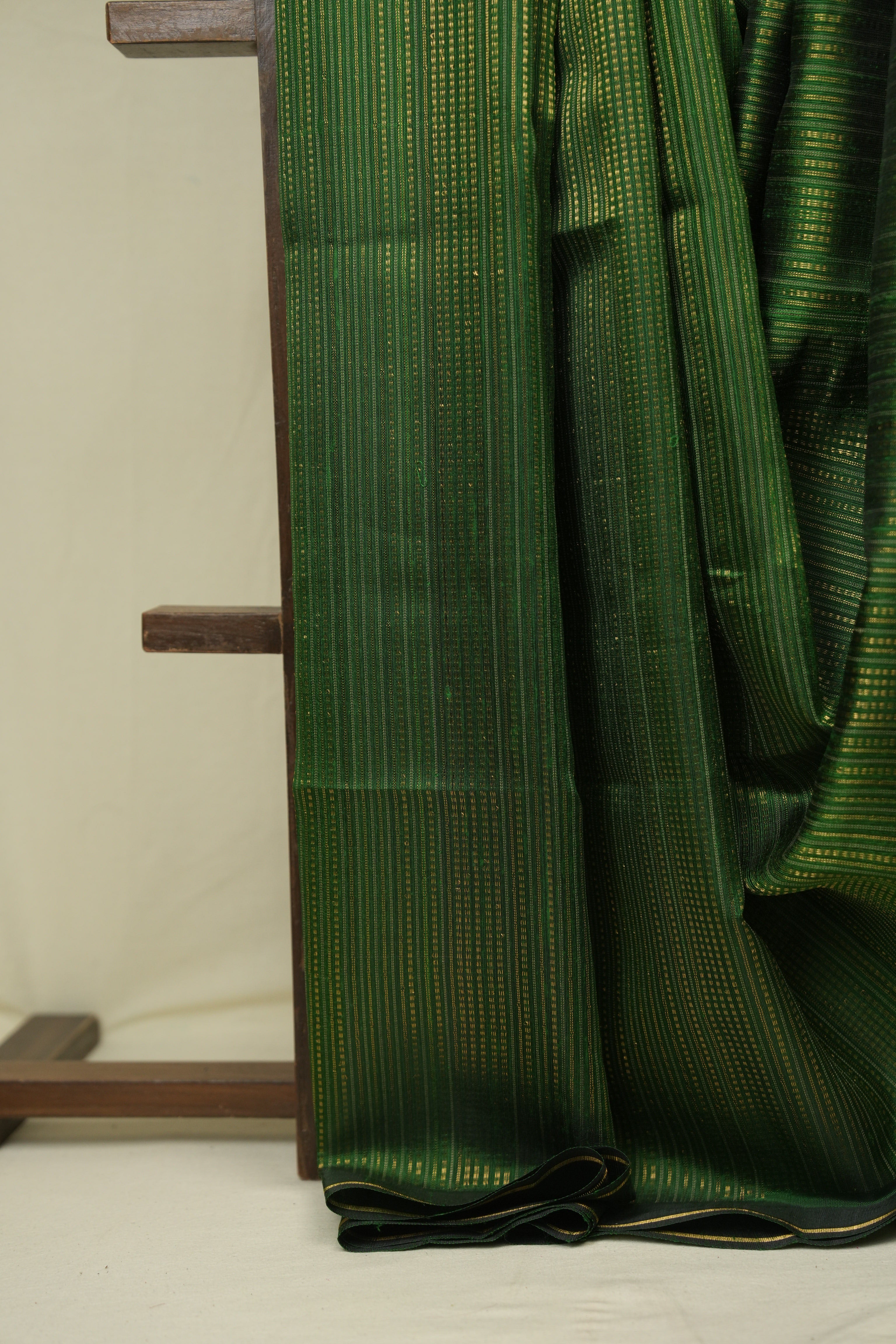 Green Raw Silk Saree - SRGRSS1036