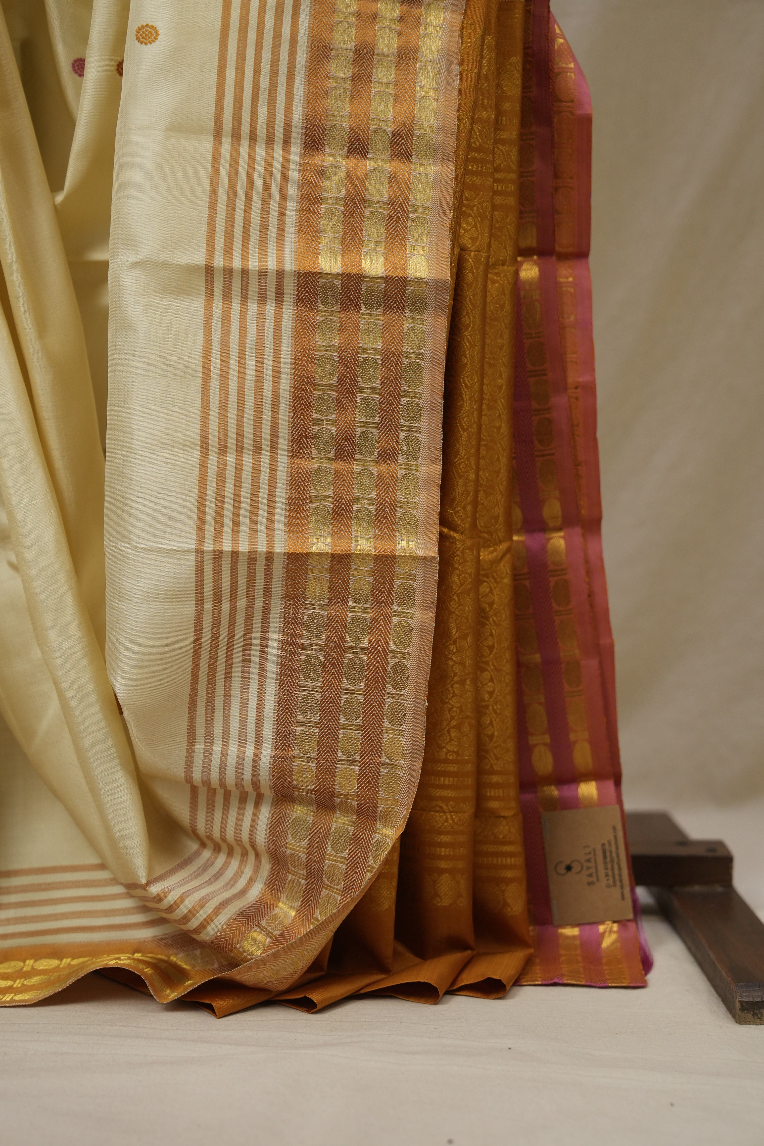 Cream Kanjivaram Silk Saree - SRCKSS1062