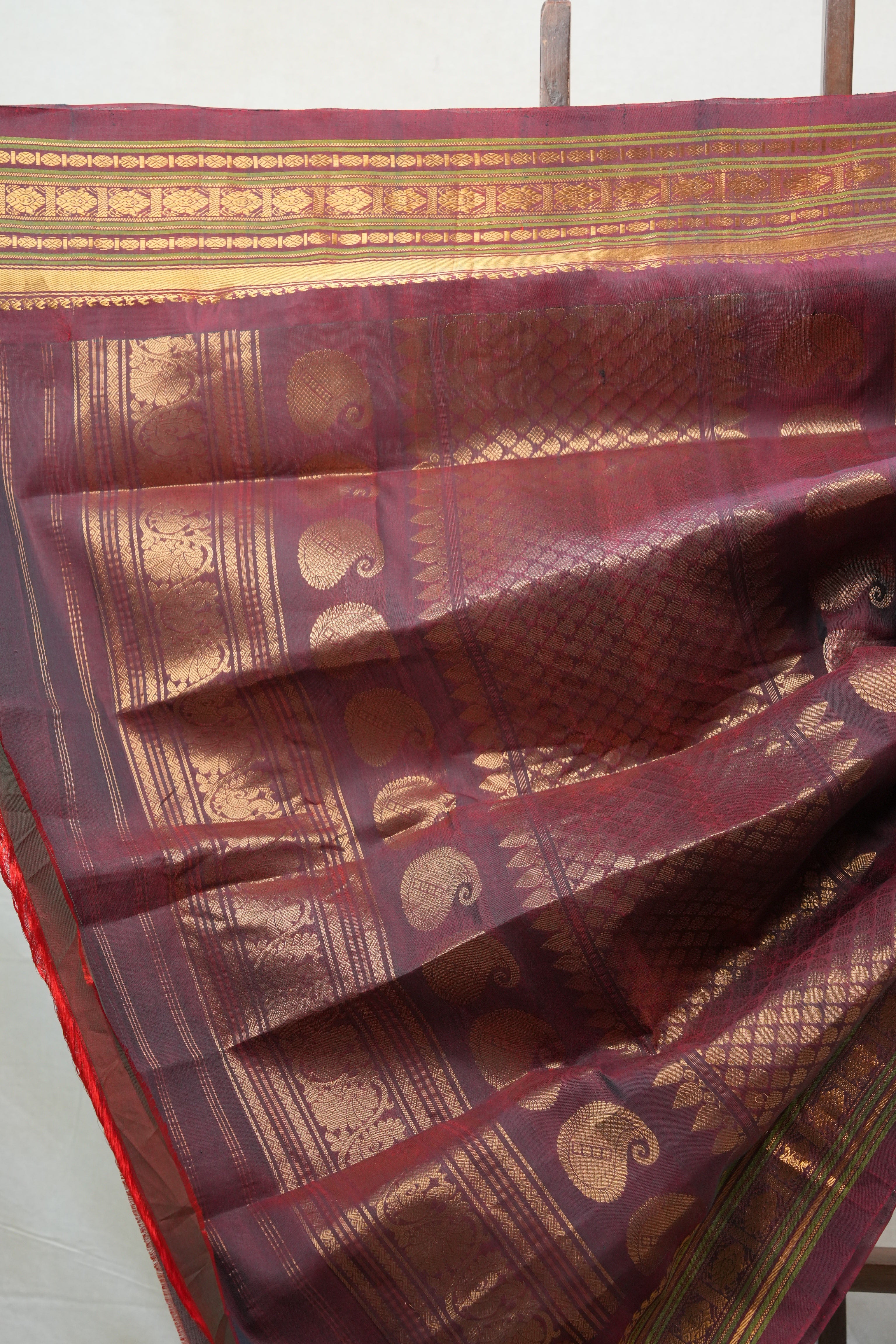 Green Gadwal Cotton Silk Saree - SRGGCSS97