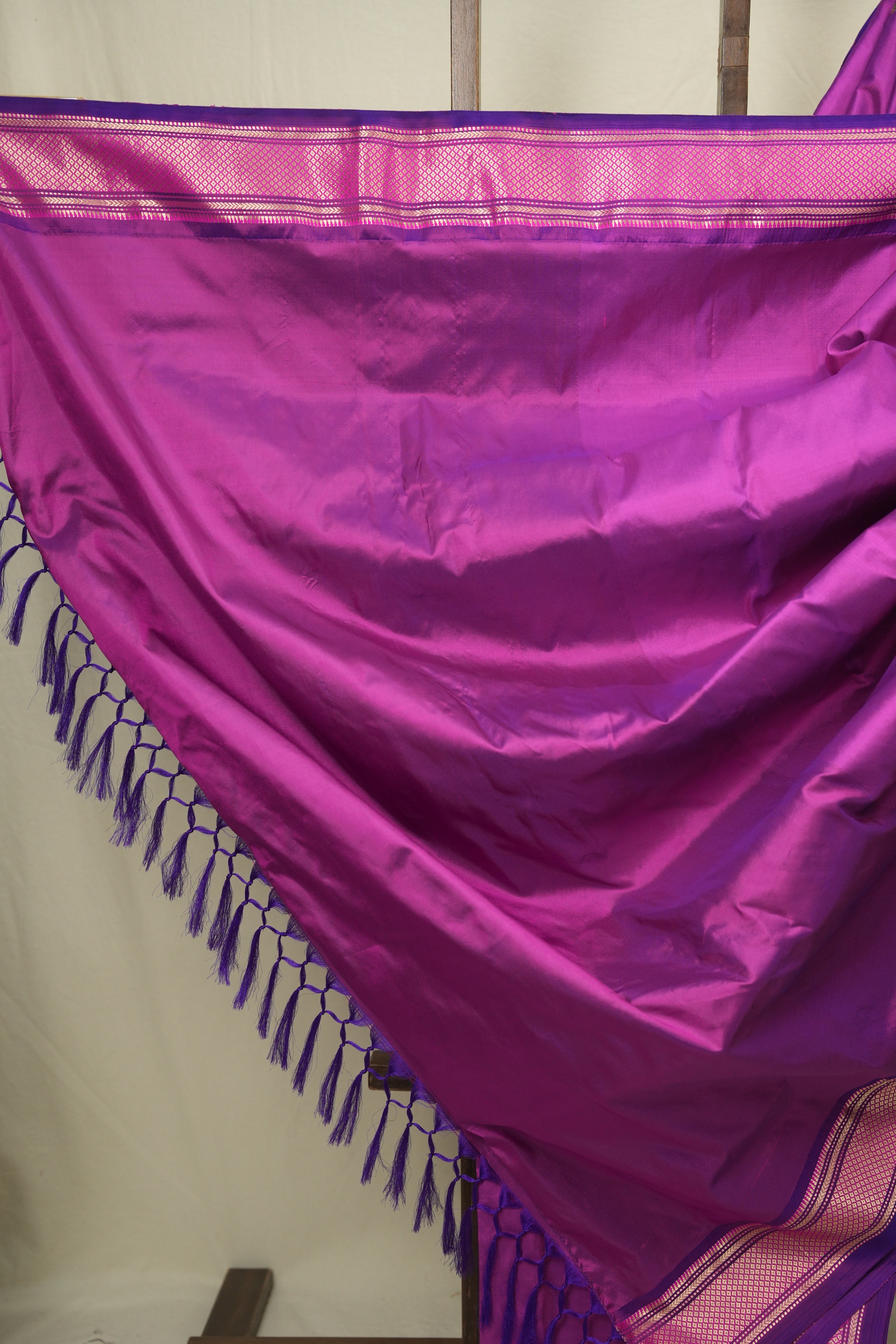 Magenta Silk Paithani Saree - SRMSPS791