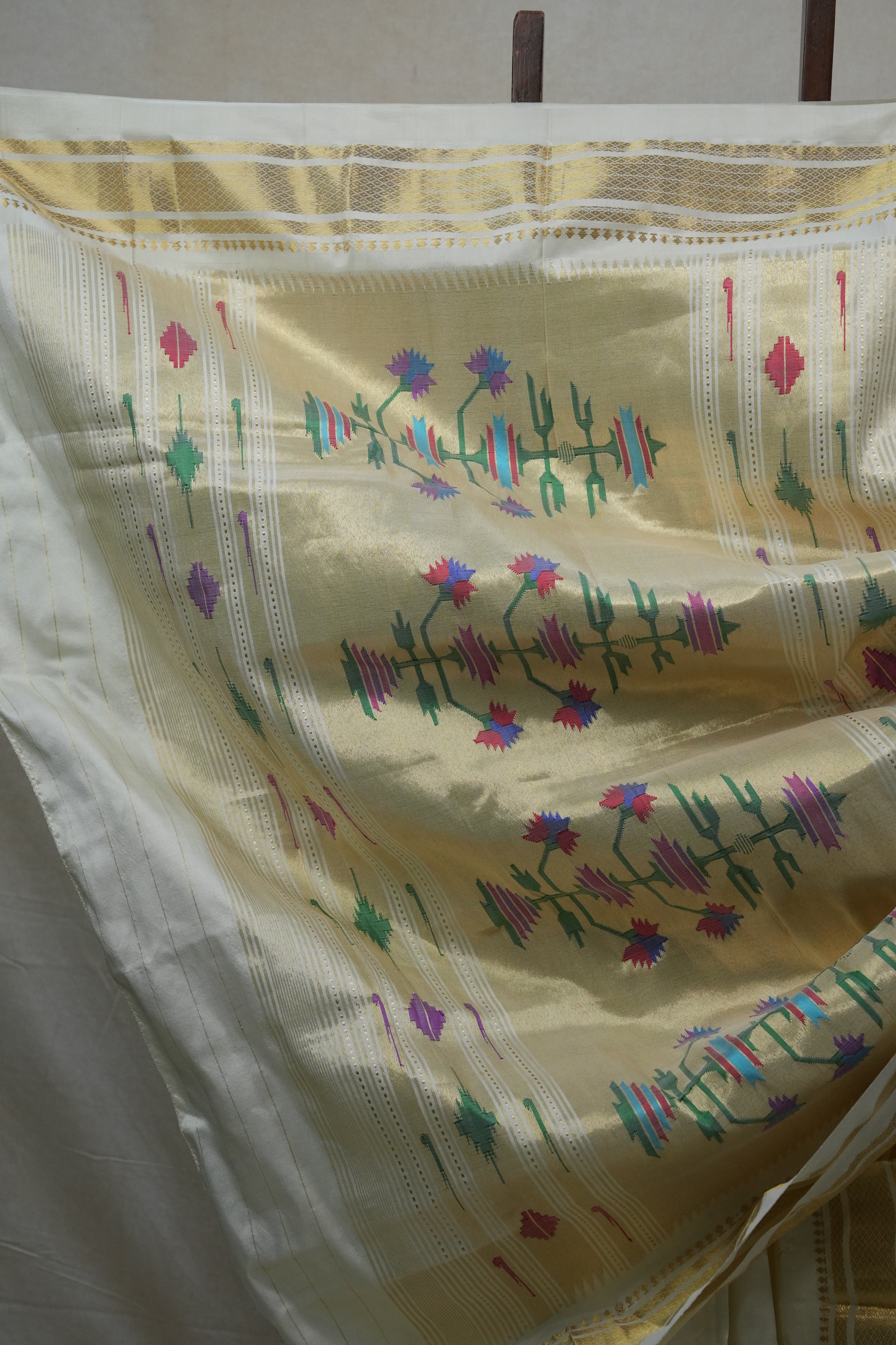 Off-White Silk Paithani Saree - SROWSPS592