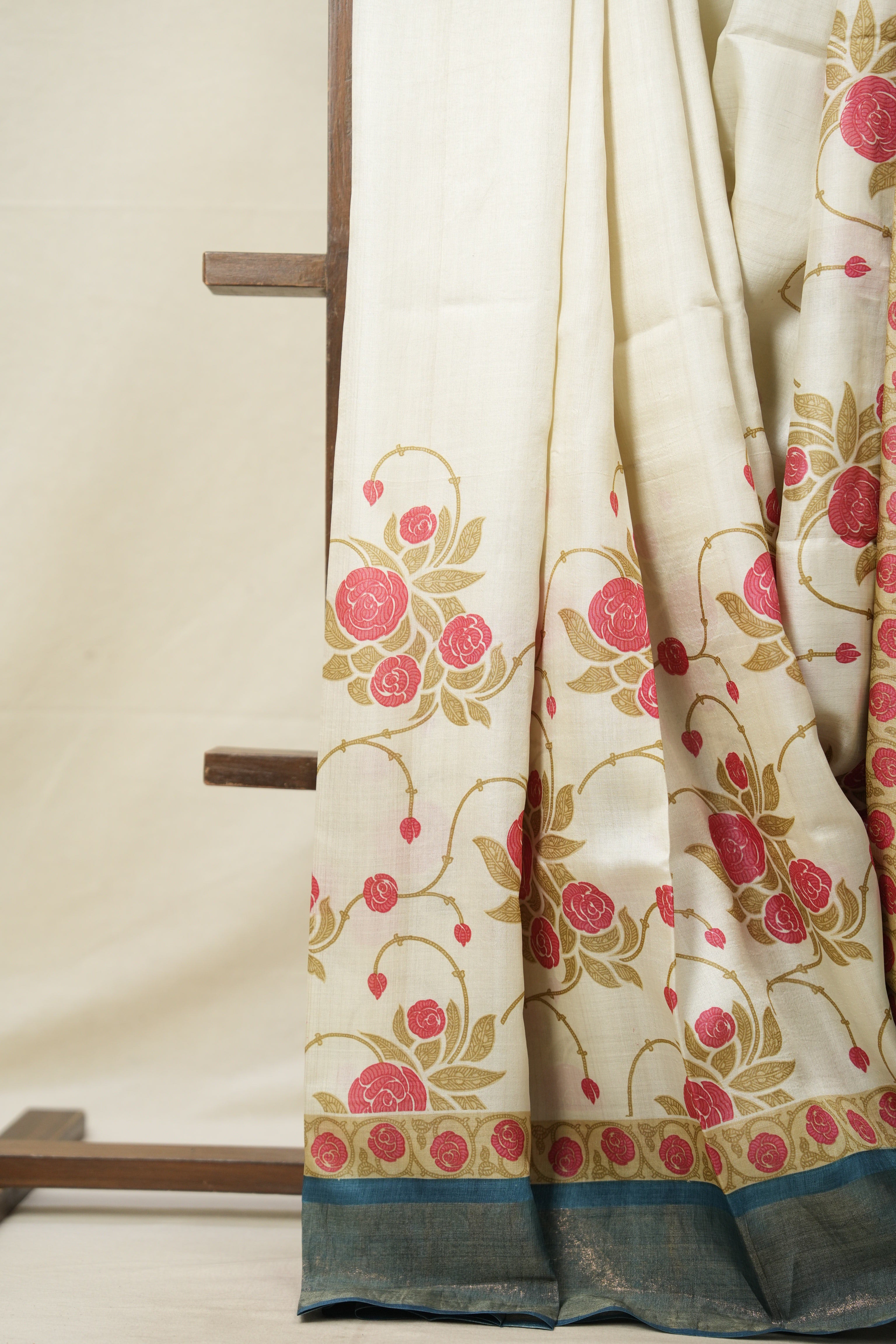 Snow White Printed Tussar Silk Saree - SRSWPTSS005