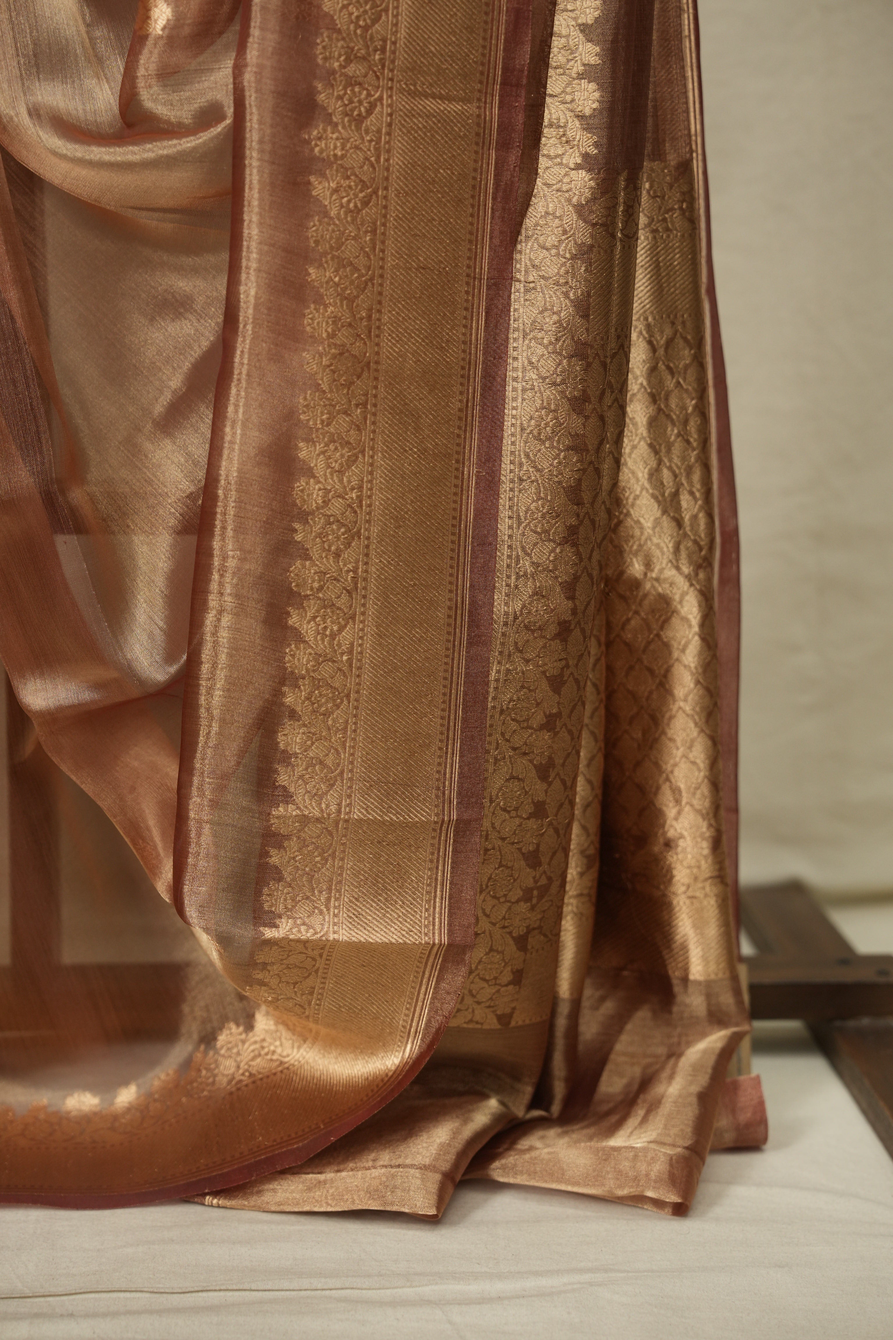 Mauve Tissue Banarasi Silk Saree - SRMTBSS113