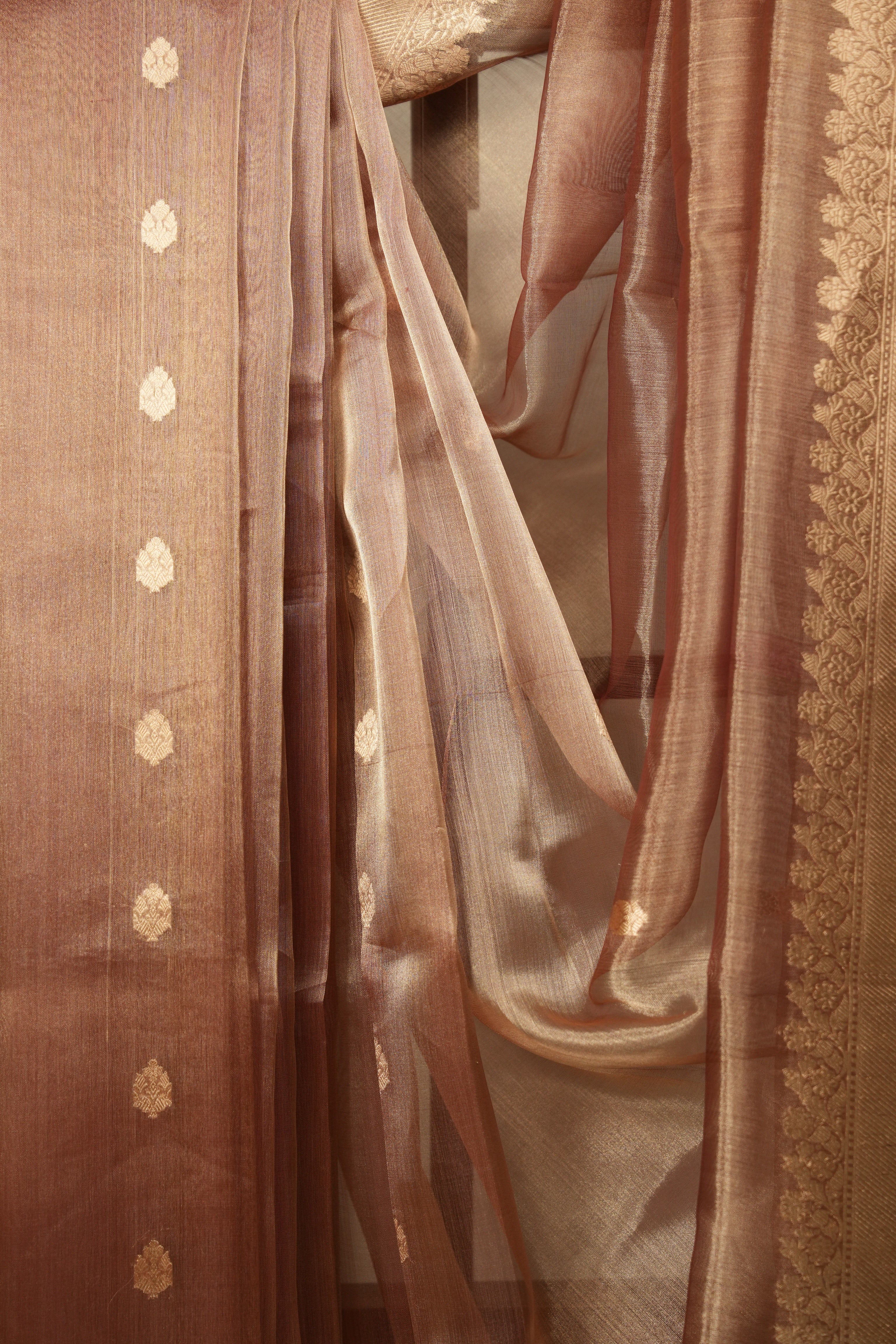 Mauve Tissue Banarasi Silk Saree - SRMTBSS113