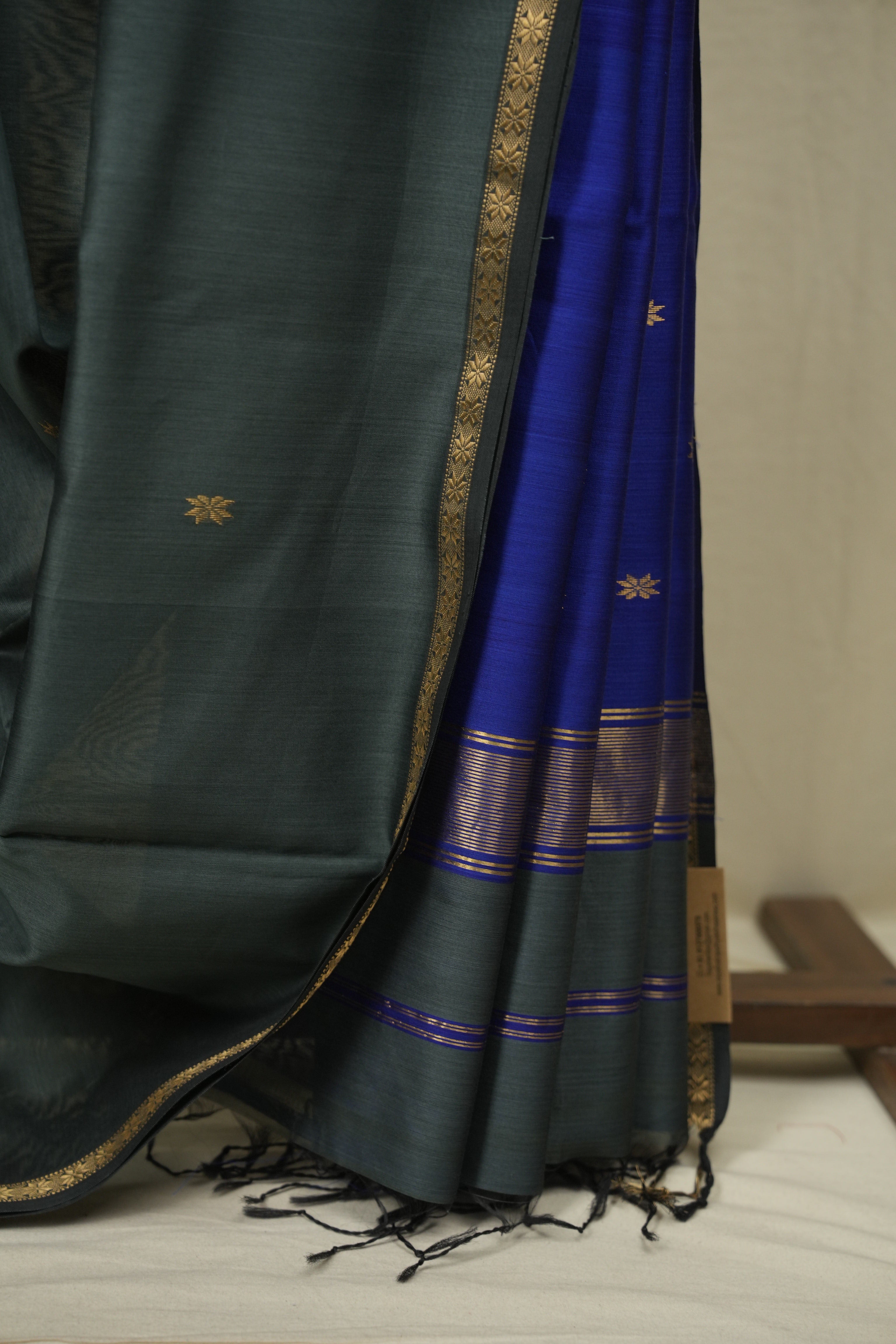 Emerald Green Maheshwari Saree - SREGMS1330