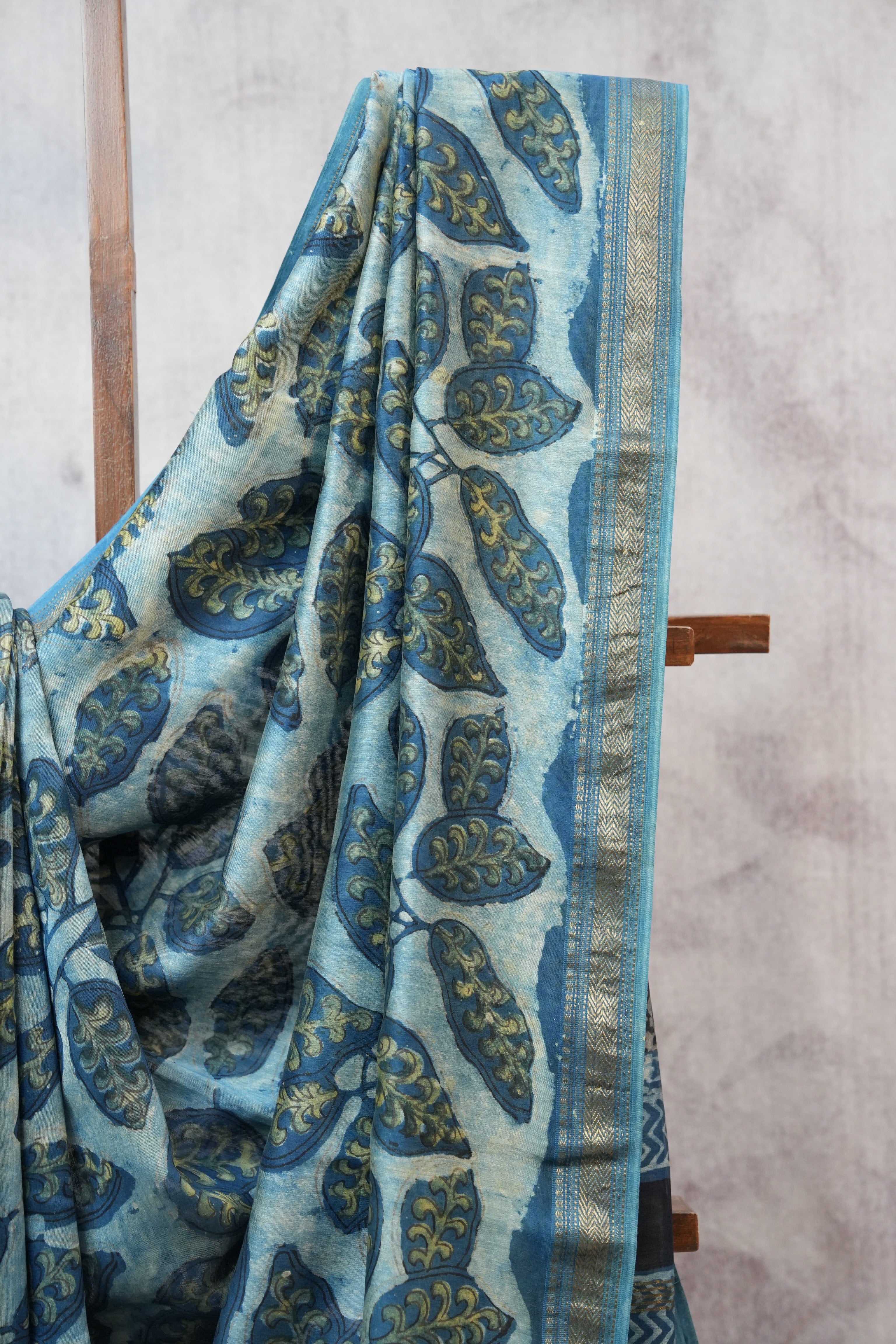 Blue HBP Cotton Silk Chanderi Saree With Maheshwari Border - SRBCSCS74EX