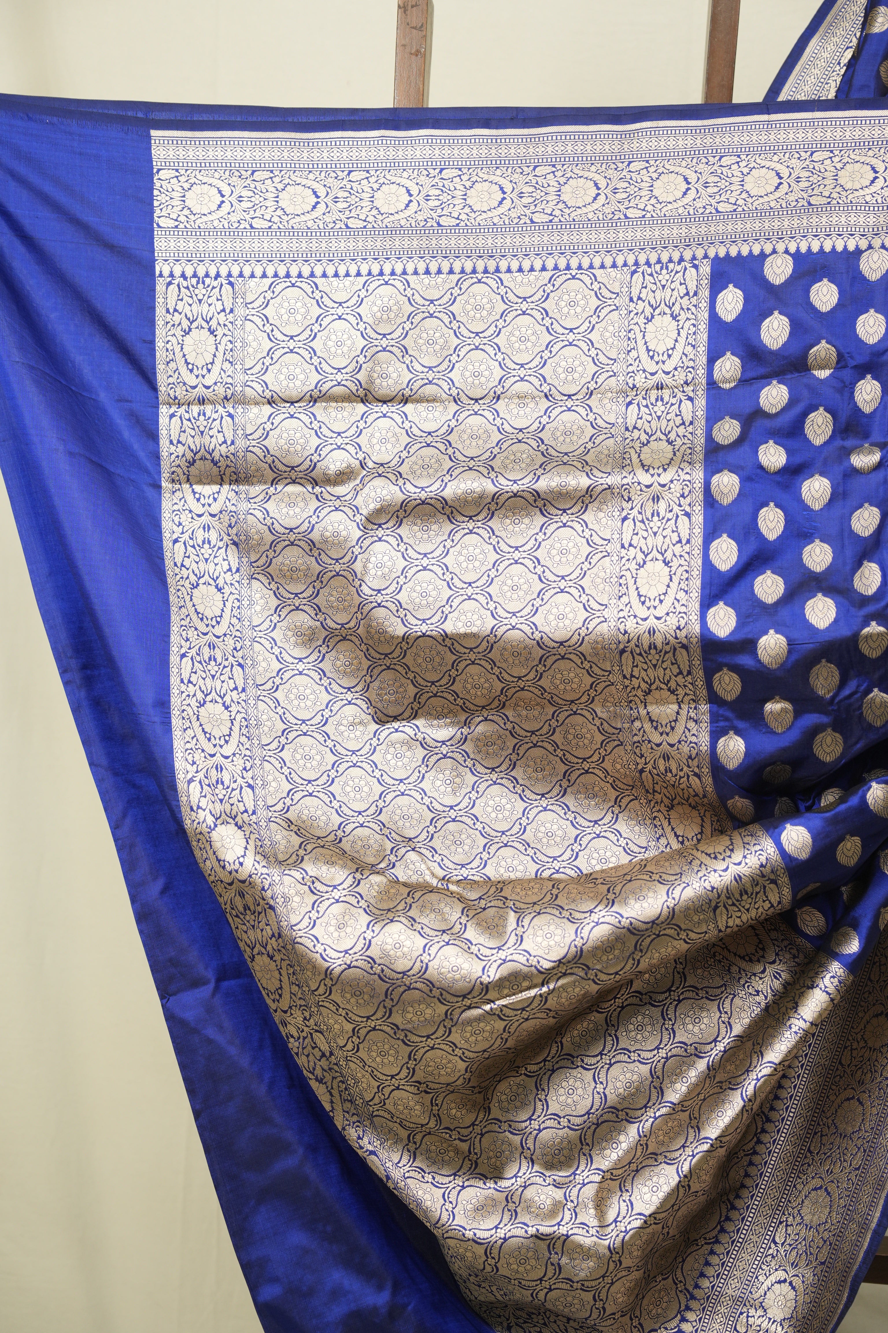 Navy Blue Banarasi Silk Saree - SRNBBSS958