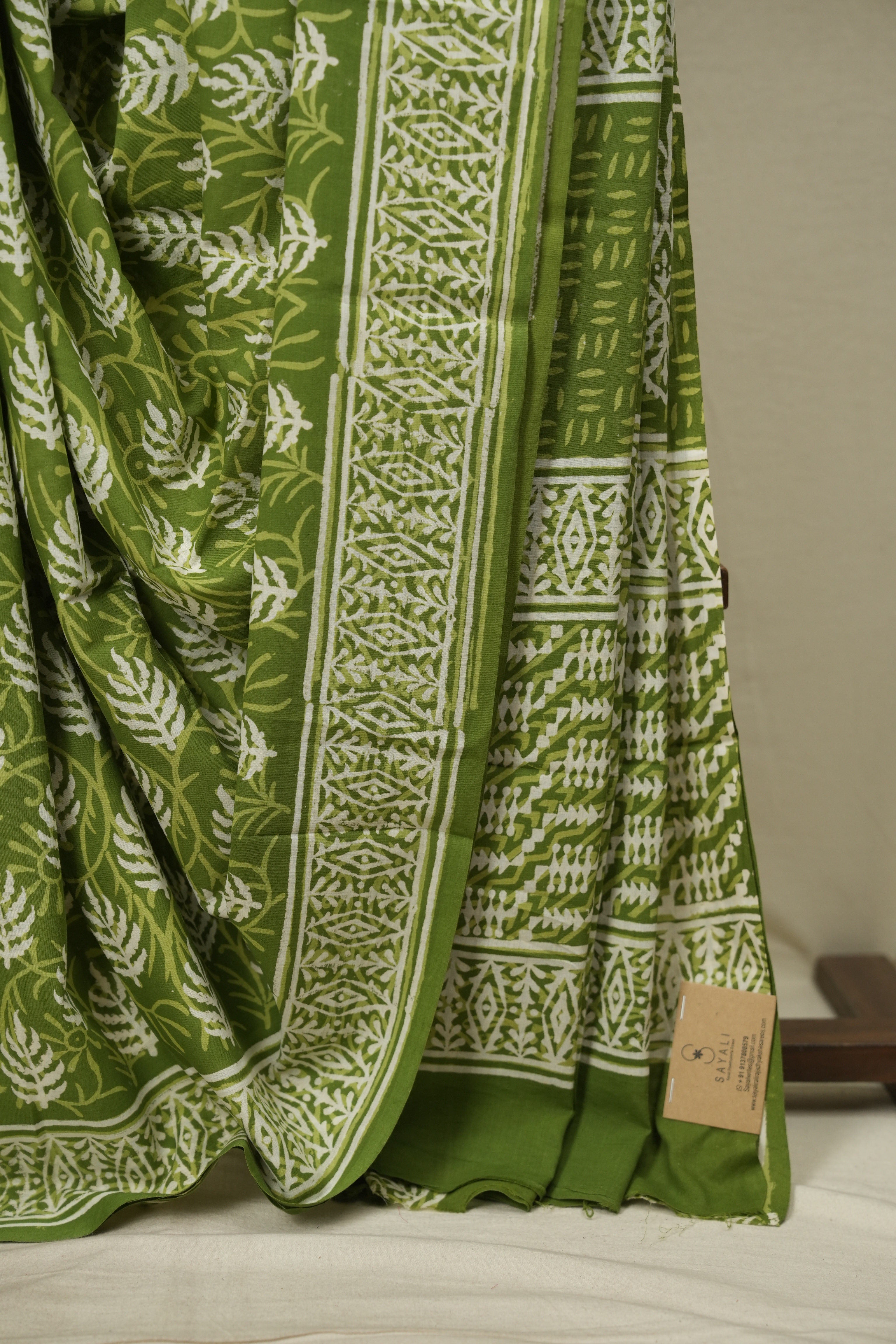 Parrot Green HBP Cotton Saree - SRPGCS3641