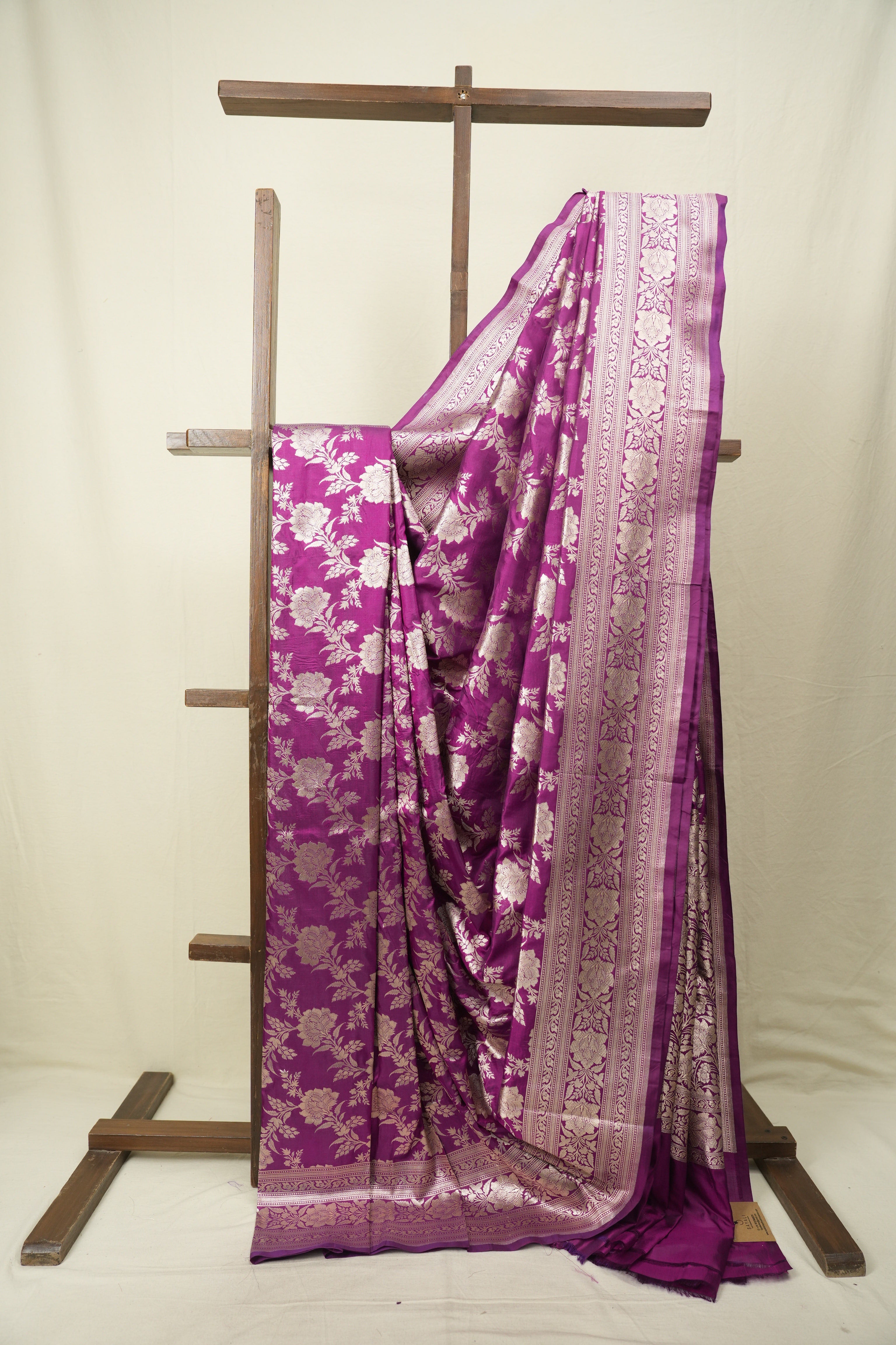Magenta Banarasi Silk Saree - SRMBSS961