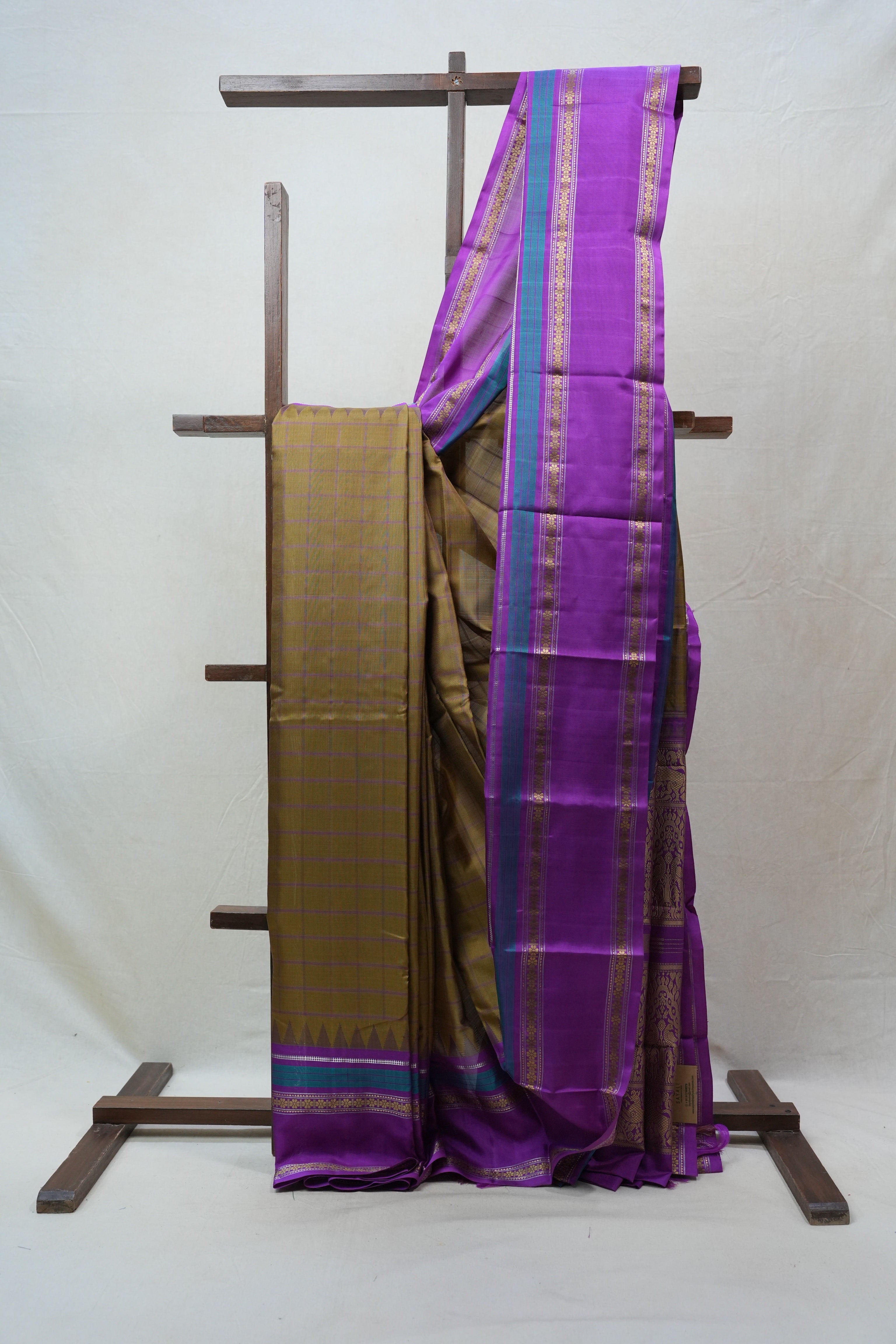 Moss Green Kanjeevaram Silk Saree - SRMGKSS865