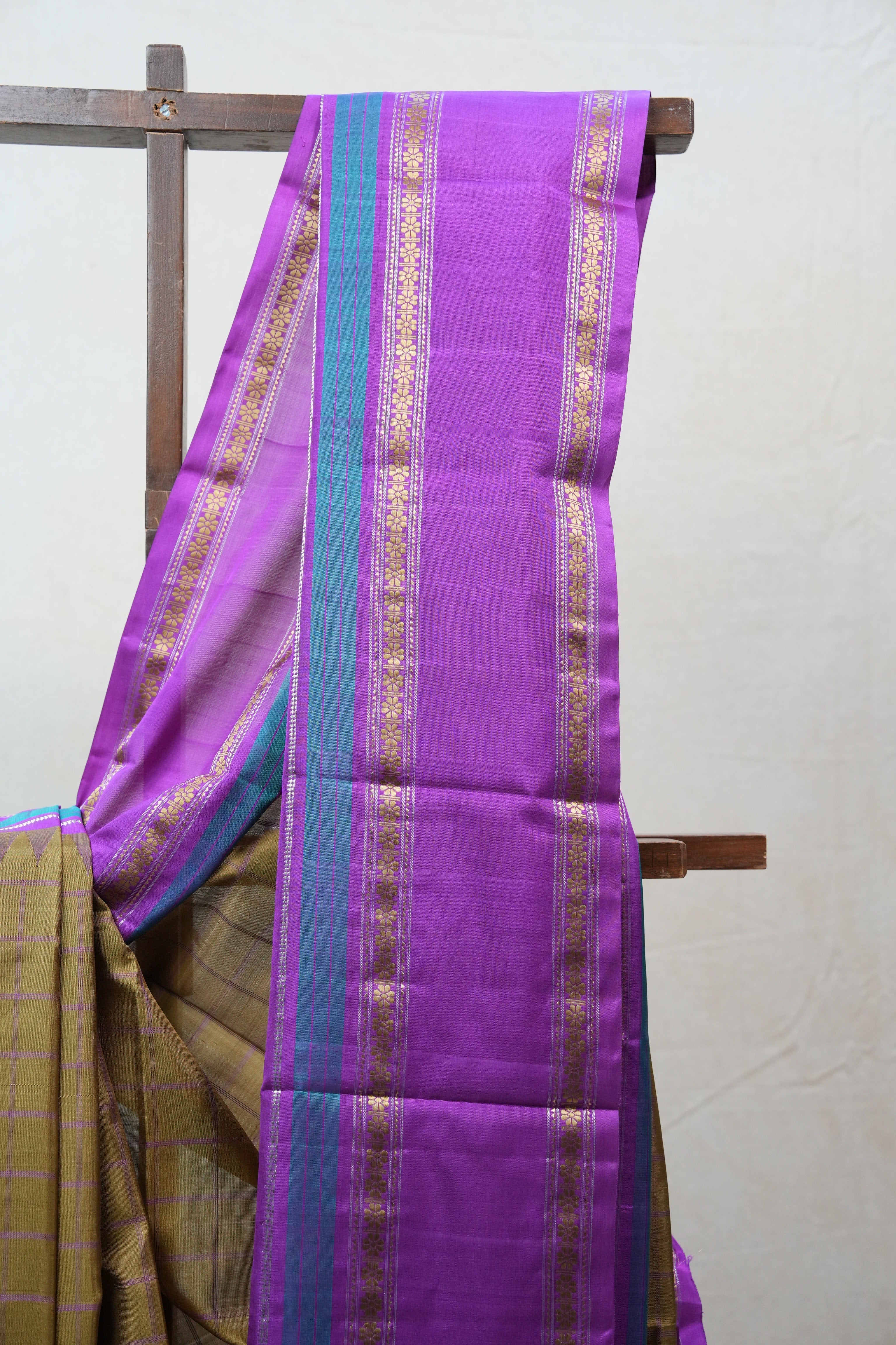 Moss Green Kanjeevaram Silk Saree - SRMGKSS865