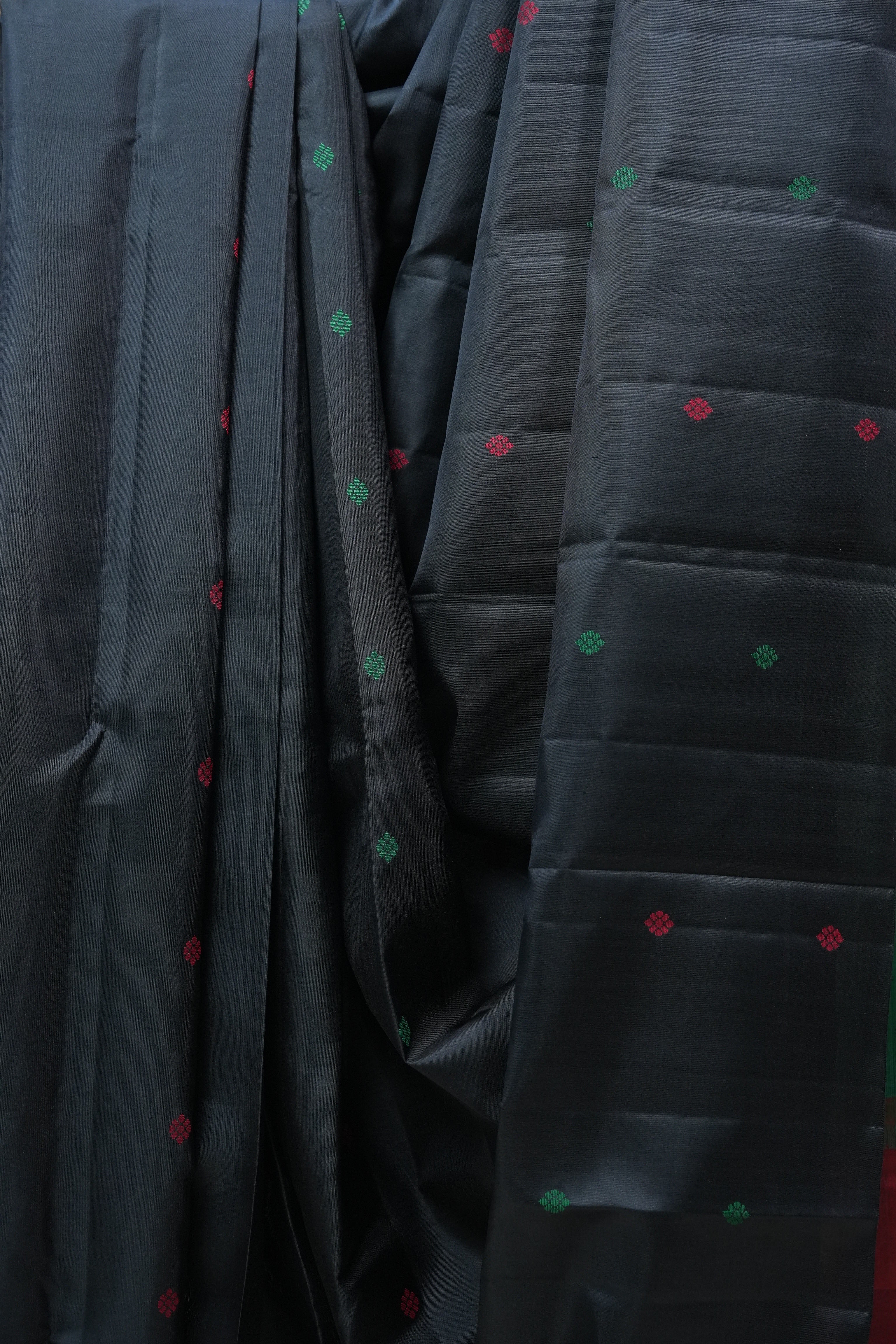 Black Kanjeevaram Silk Saree - SRBKSS882