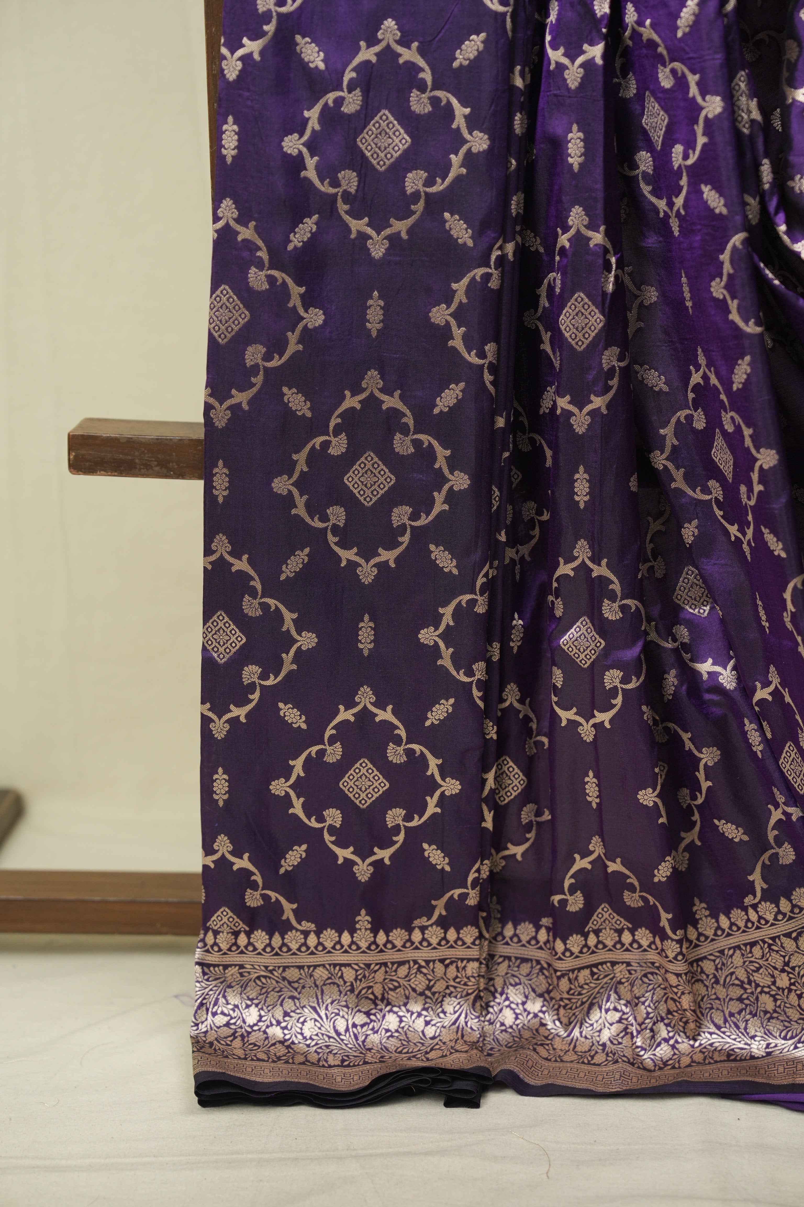 Deep Purple Banarasi Silk Saree - SRDPBSS962
