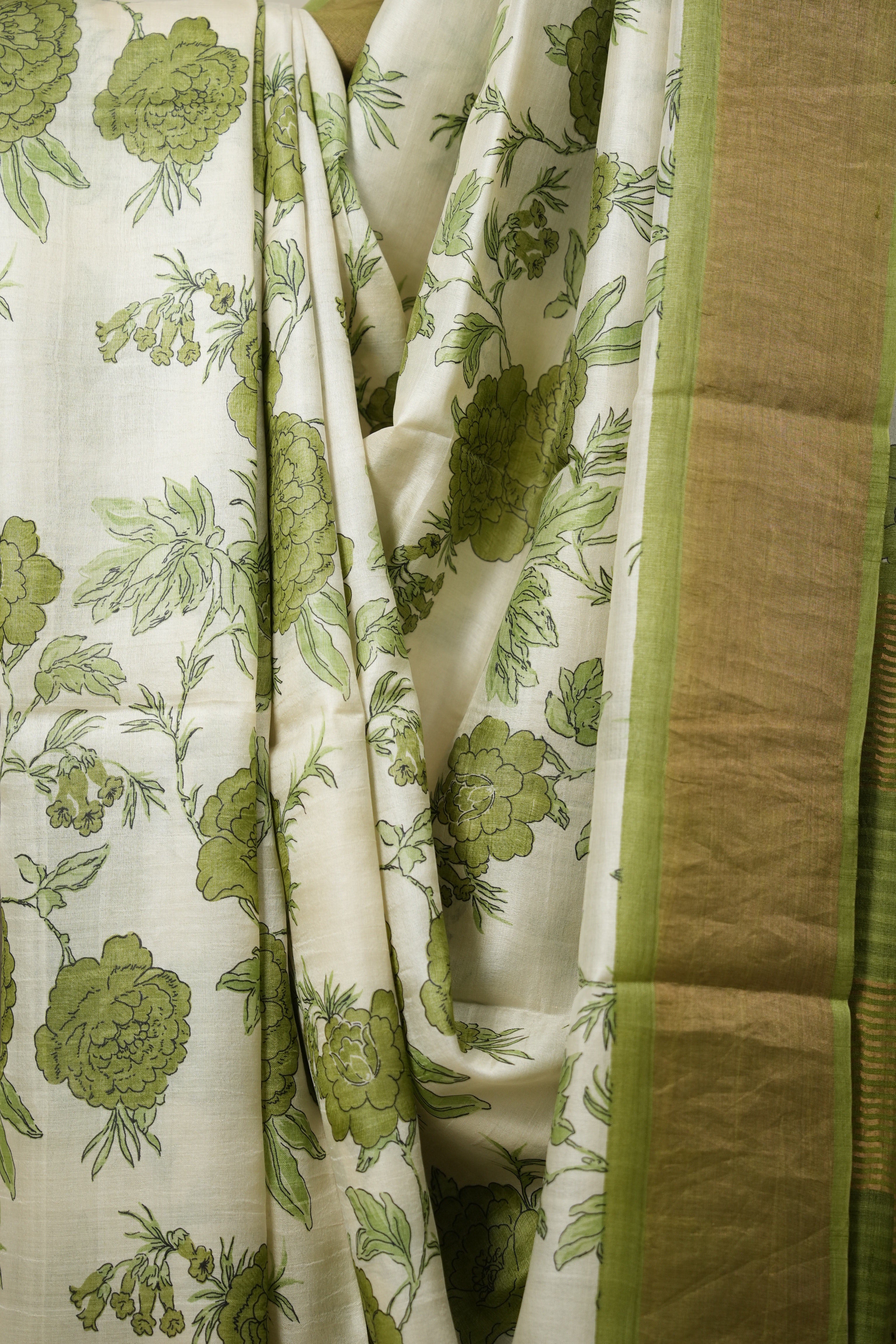 Mint White Printed Tussar Silk Saree - SRMWPTSS012