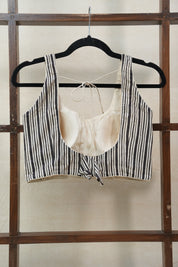 Cream & Black Sleeveless Cotton Round-Neck Blouse - SRCBRNB01