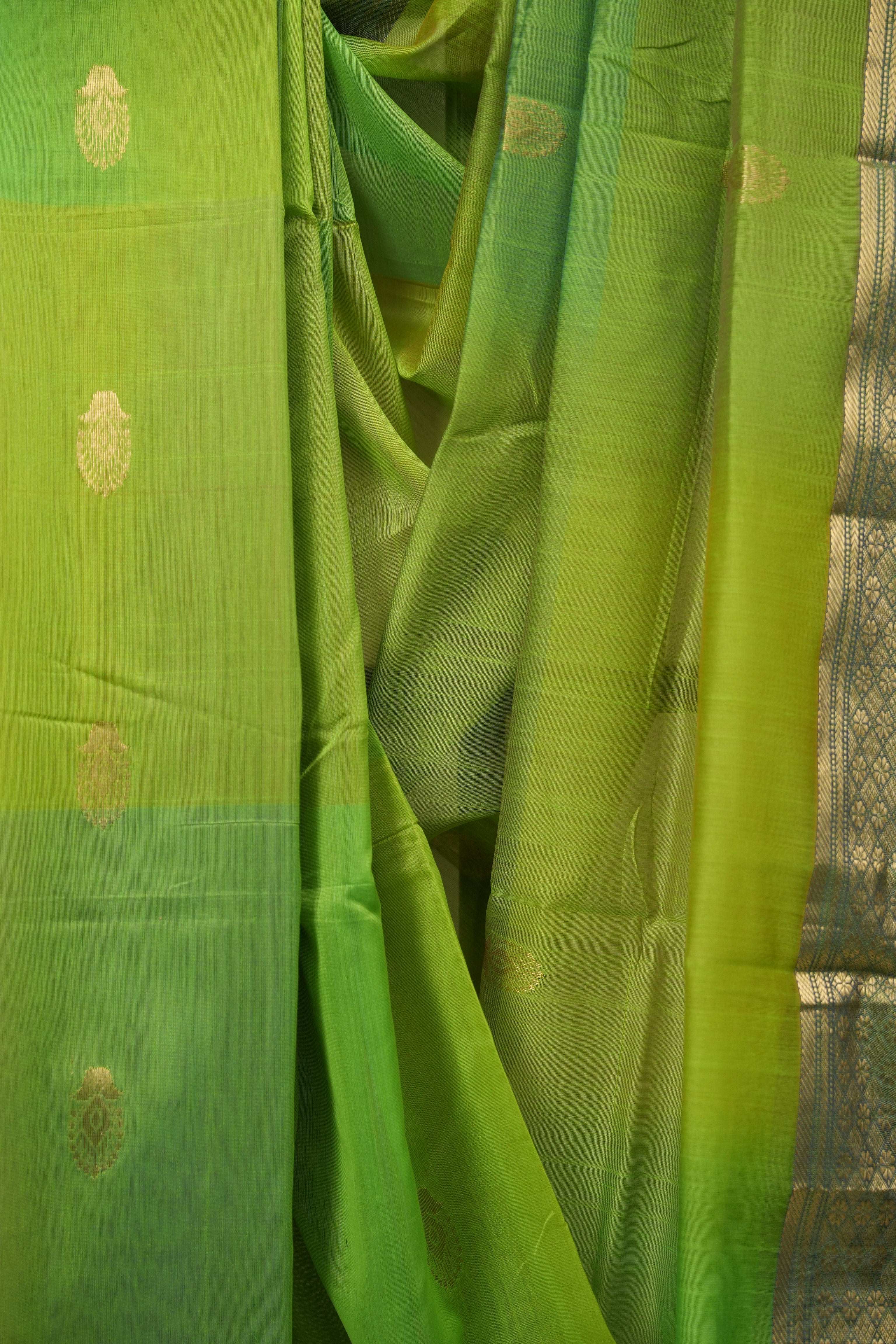 Dual Tone Parrot Green Maheshwari Saree- SRDTPGMS1367