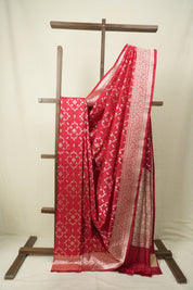 Red Banarasi Silk Saree - SRRBSS963
