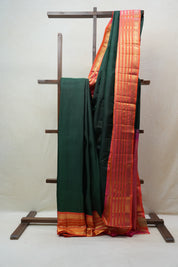 Dark Green Kanjeevaram Silk Saree - SRDGKSS924