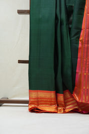 Dark Green Kanjeevaram Silk Saree - SRDGKSS924