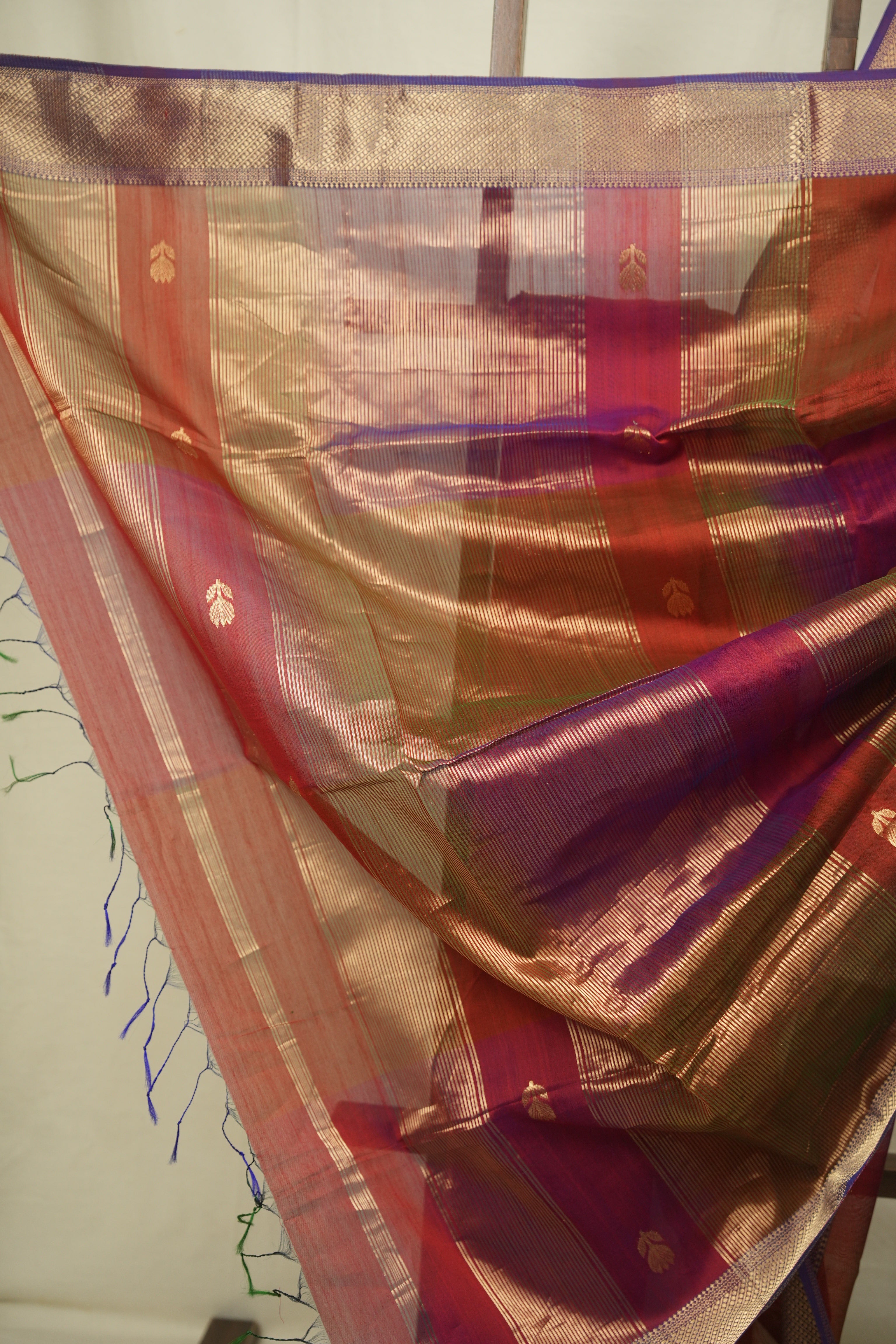 Multicolour Maheshwari Saree - SRMMS1326