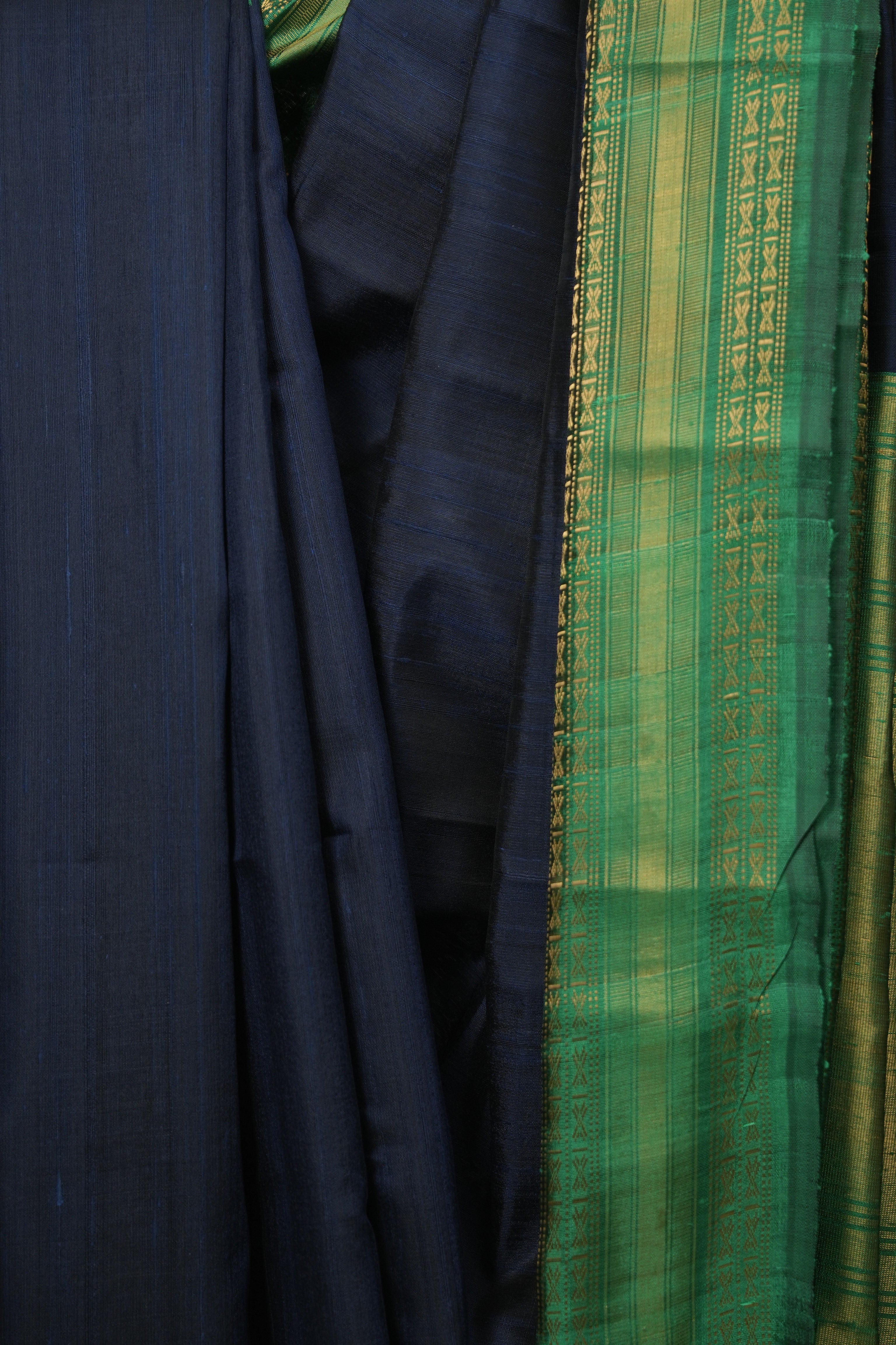 Navy Blue Raw Silk Saree - SRNBRSS1041