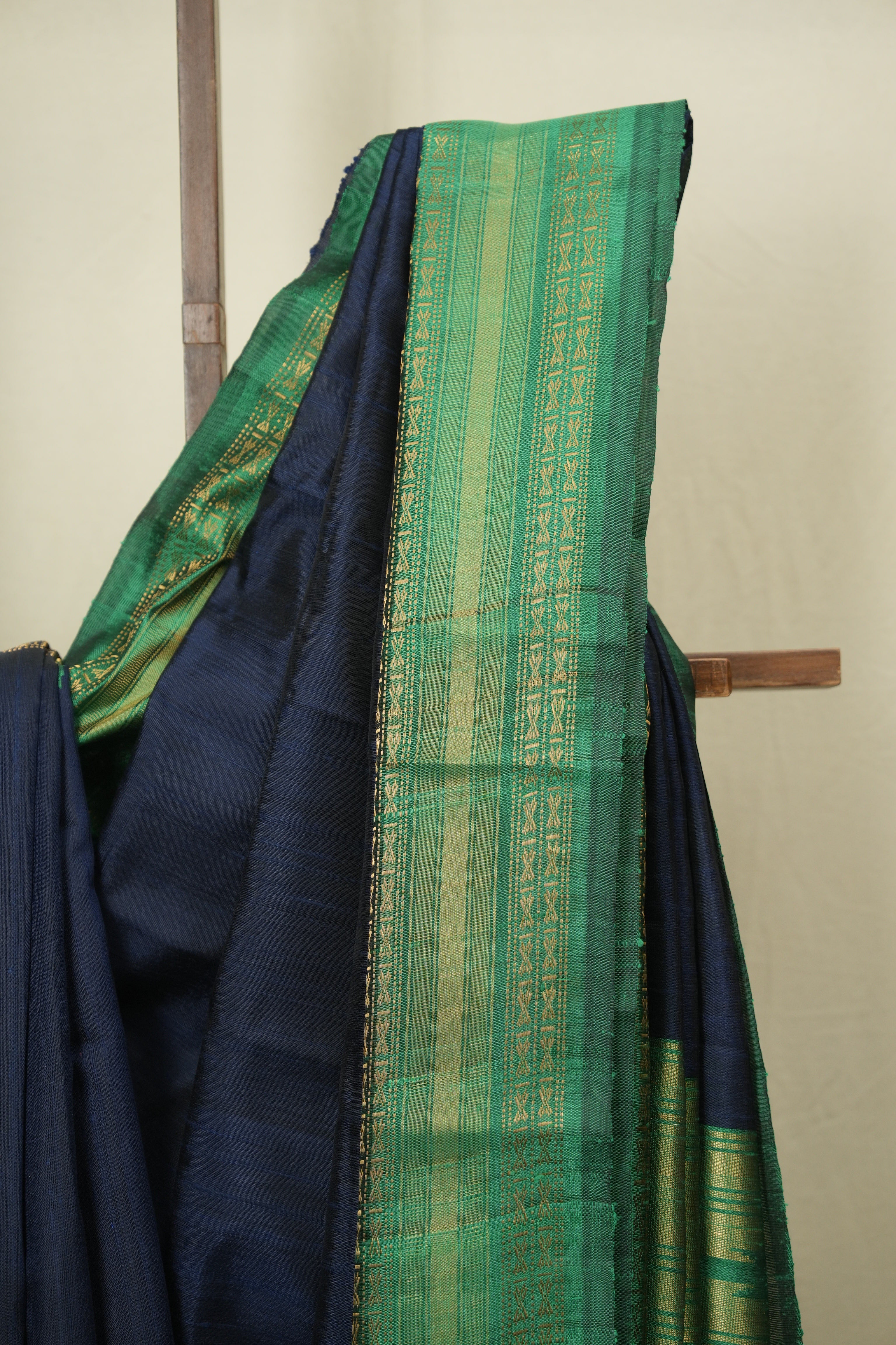 Navy Blue Raw Silk Saree - SRNBRSS1041